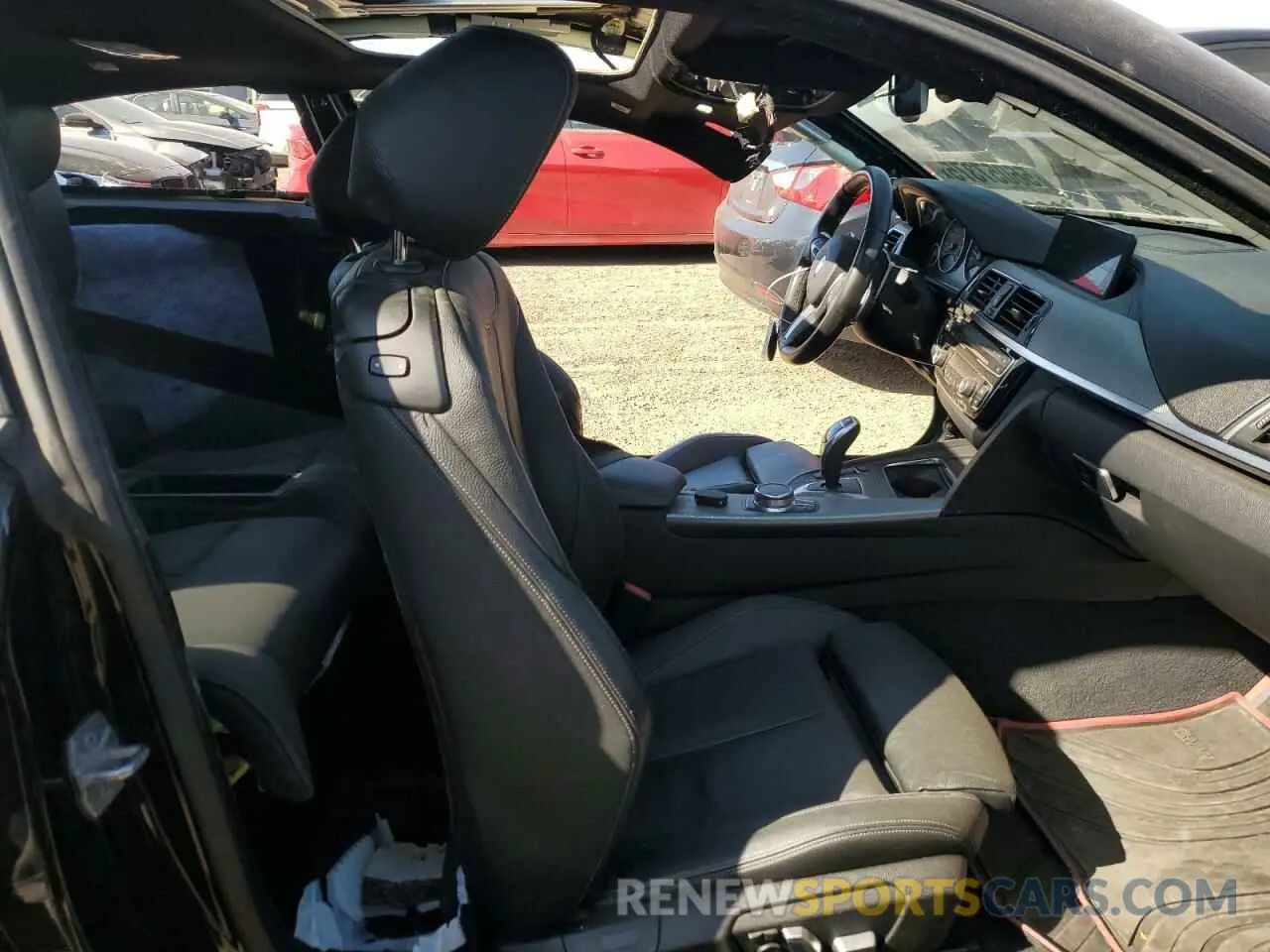 10 Photograph of a damaged car WBA4W5C55KAE50826 BMW 4 SERIES 2019