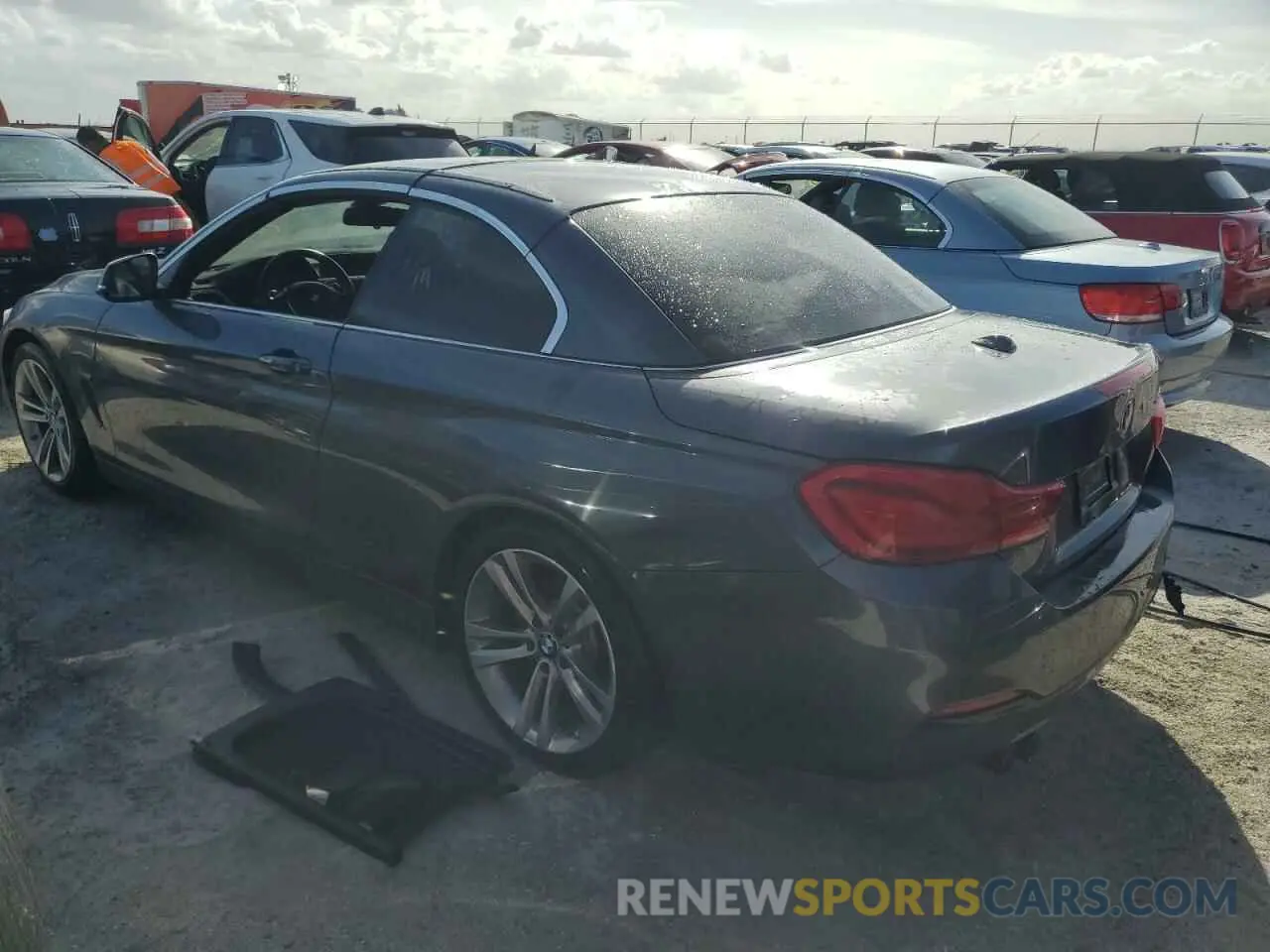 2 Photograph of a damaged car WBA4Z1C54KEE48686 BMW 4 SERIES 2019