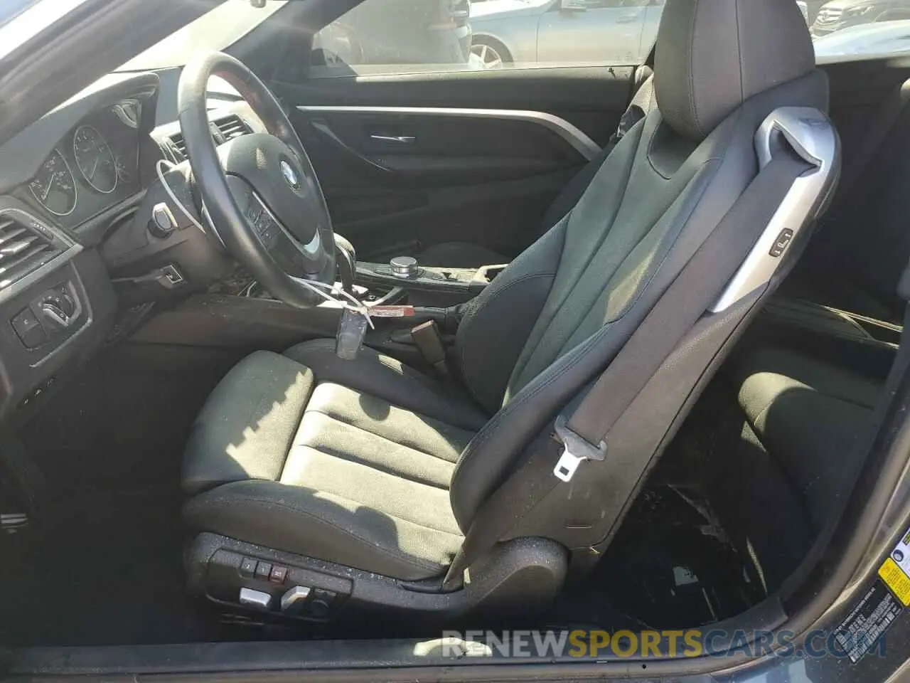 7 Photograph of a damaged car WBA4Z1C54KEE48686 BMW 4 SERIES 2019