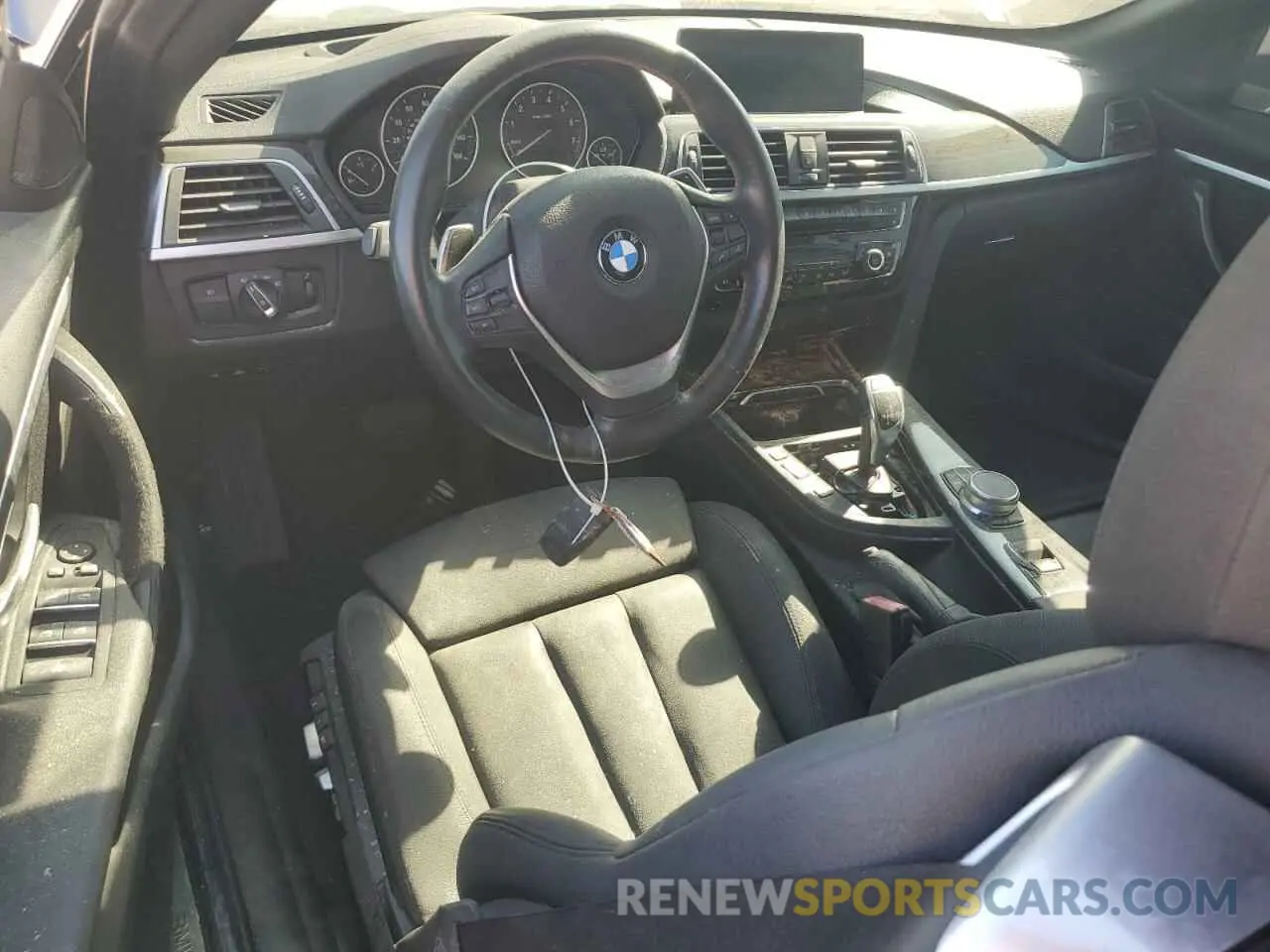 8 Photograph of a damaged car WBA4Z1C54KEE48686 BMW 4 SERIES 2019