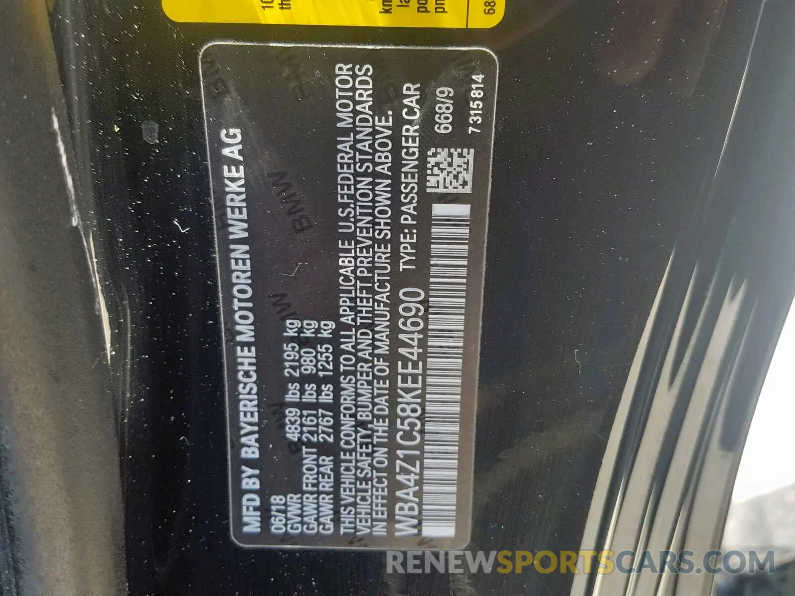 10 Photograph of a damaged car WBA4Z1C58KEE44690 BMW 4 SERIES 2019