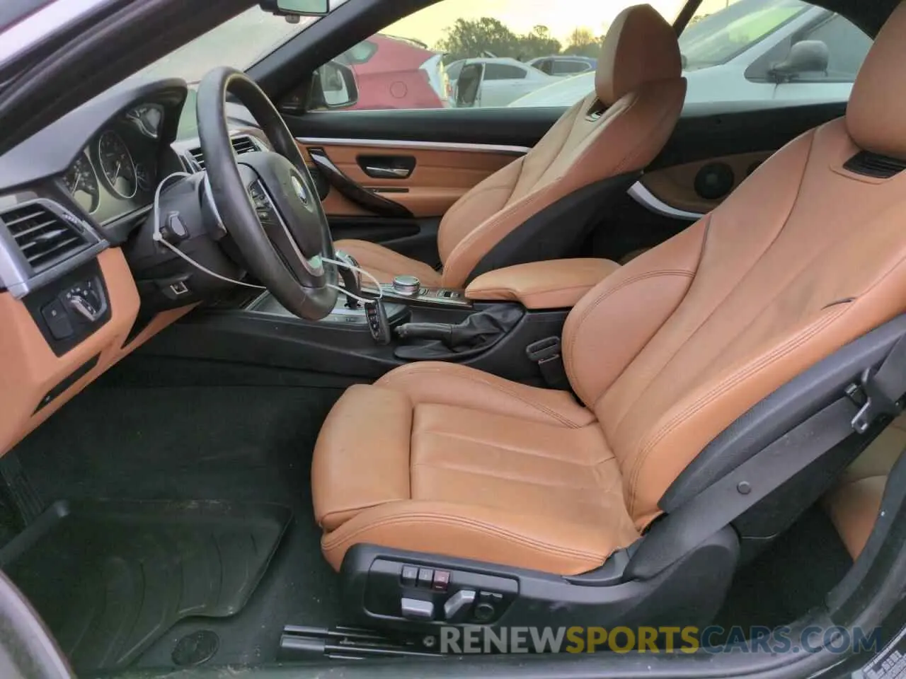7 Фотография поврежденного автомобиля WBA4Z3C5XKEF31793 BMW 4 SERIES 2019