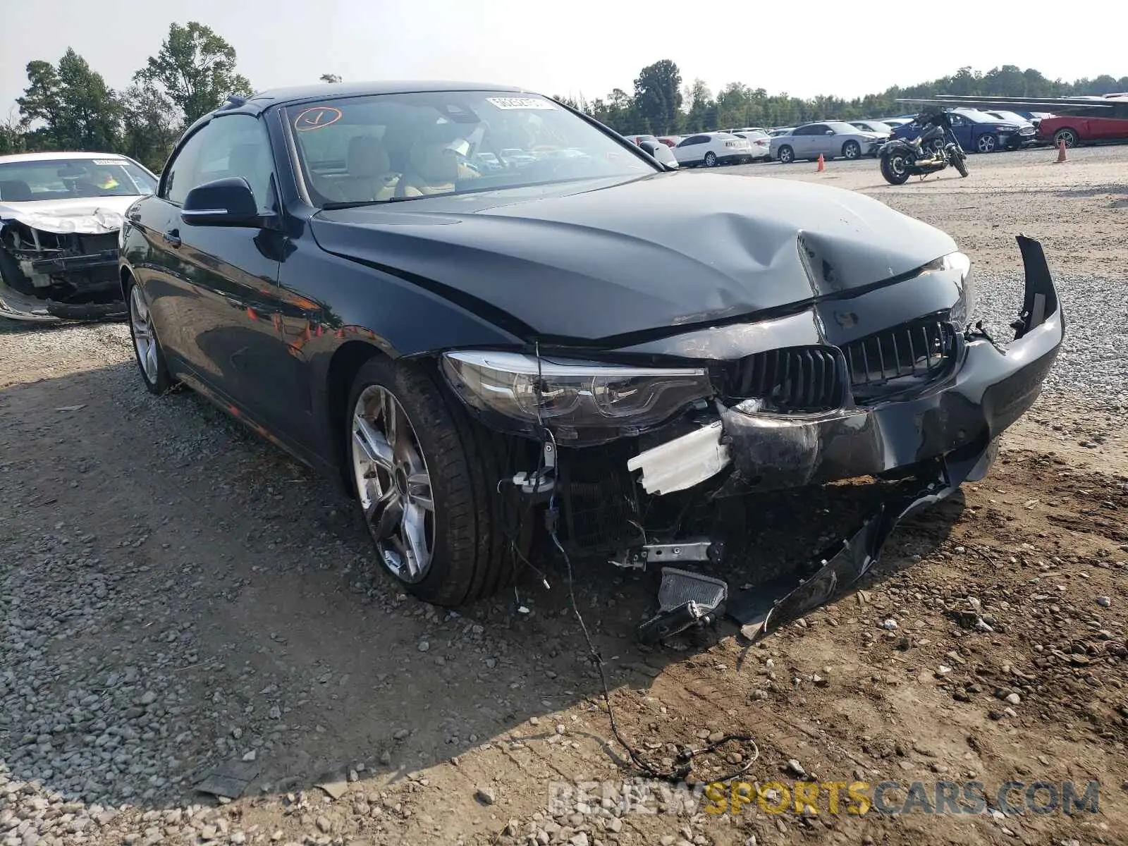 1 Photograph of a damaged car WAB4Z5C01LEE17957 BMW 4 SERIES 2020