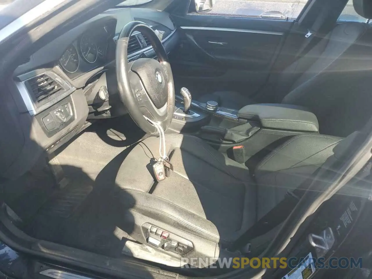 7 Фотография поврежденного автомобиля WBA4J1C09LCE54217 BMW 4 SERIES 2020