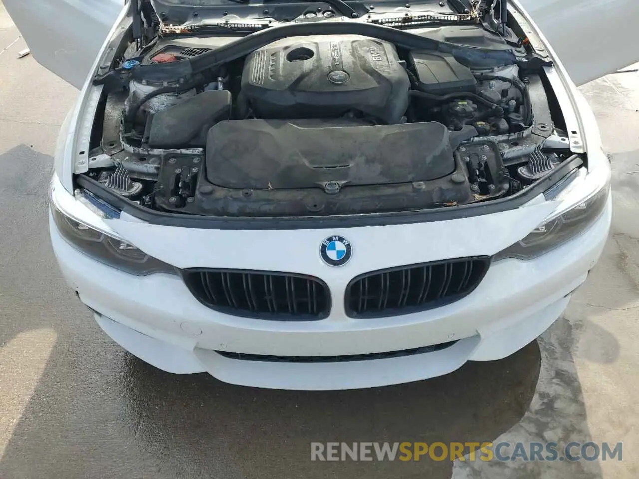 11 Photograph of a damaged car WBA4W3C01LAG91521 BMW 4 SERIES 2020
