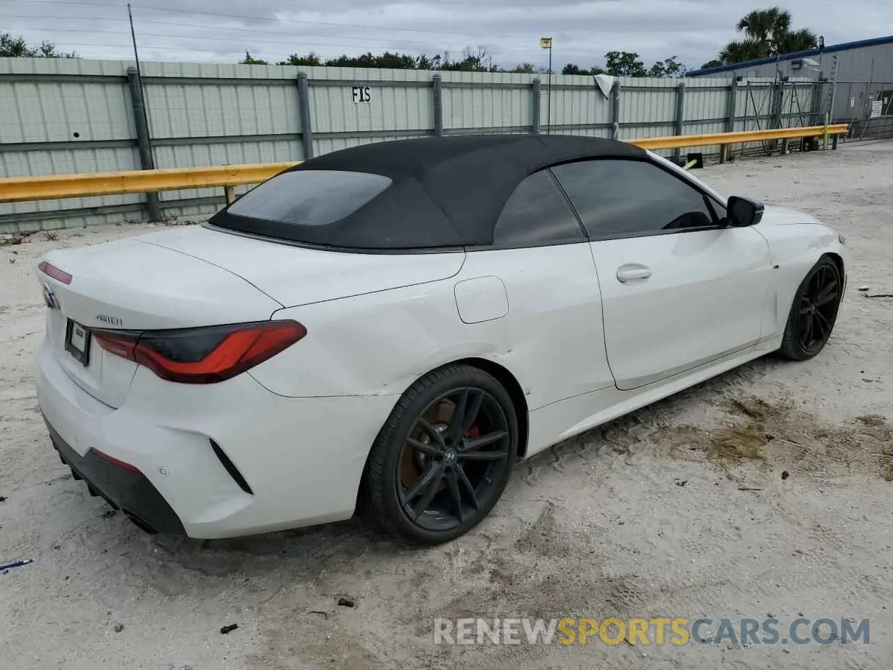 3 Photograph of a damaged car WBA23AT04MCG99624 BMW 4 SERIES 2021