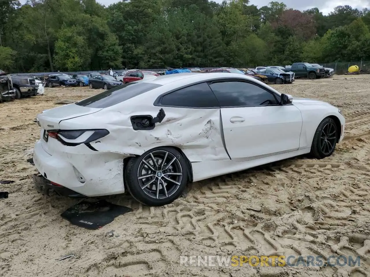 3 Photograph of a damaged car WBA73AP05MCG13026 BMW 4 SERIES 2021