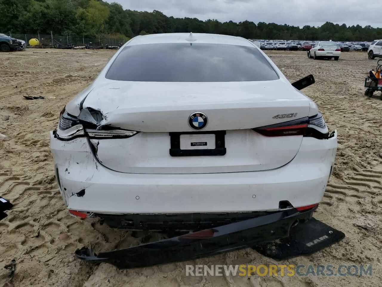 6 Photograph of a damaged car WBA73AP05MCG13026 BMW 4 SERIES 2021