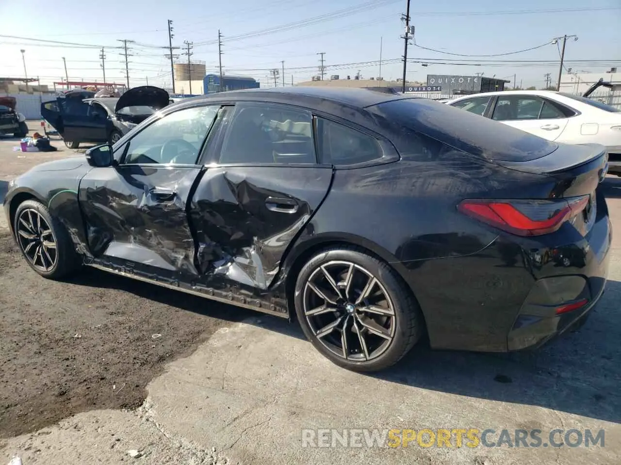 2 Photograph of a damaged car WBA63AV00NFM93874 BMW 4 SERIES 2022