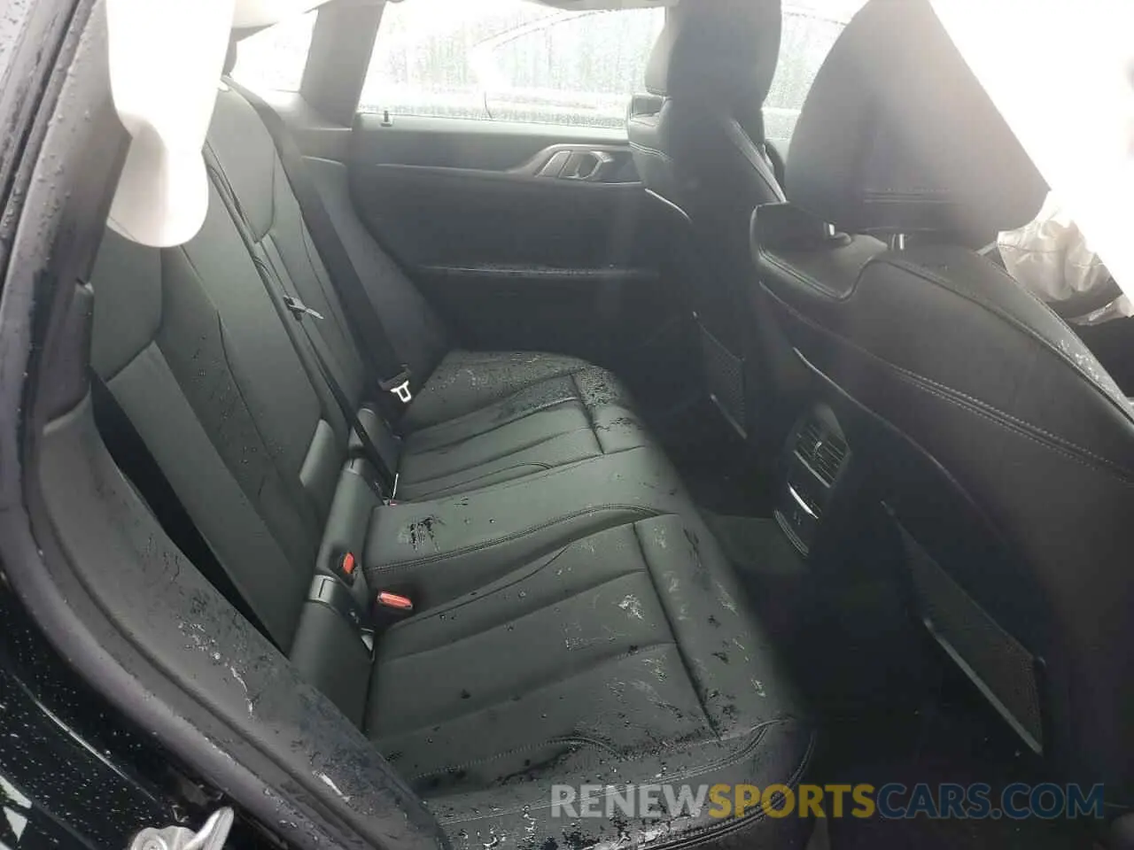 6 Фотография поврежденного автомобиля WBA63AV06NFM10786 BMW 4 SERIES 2022