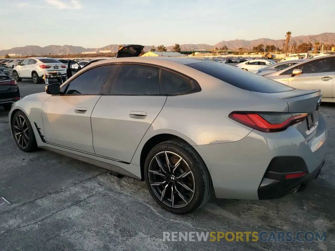 2 Photograph of a damaged car WBA63AV0XPFN85416 BMW 4 SERIES 2023