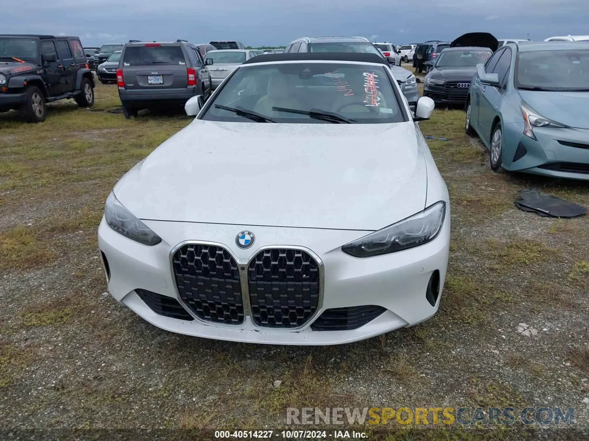 12 Photograph of a damaged car WBA23AT00RCN90419 BMW 4 SERIES 2024