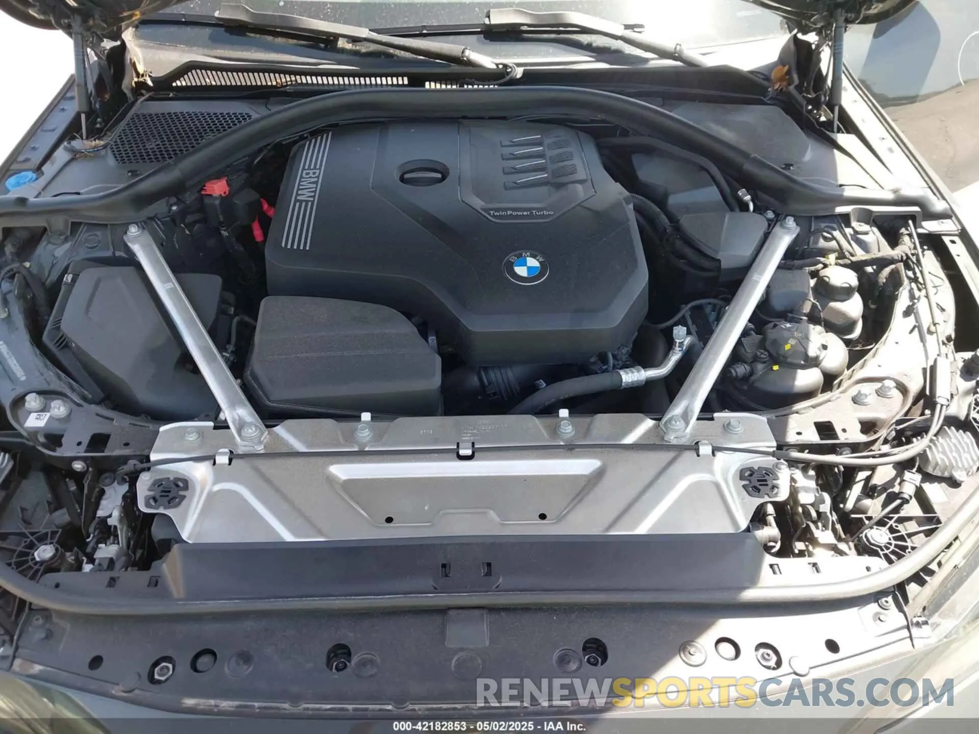 10 Photograph of a damaged car WBA43AT02RCR23583 BMW 4 SERIES 2024