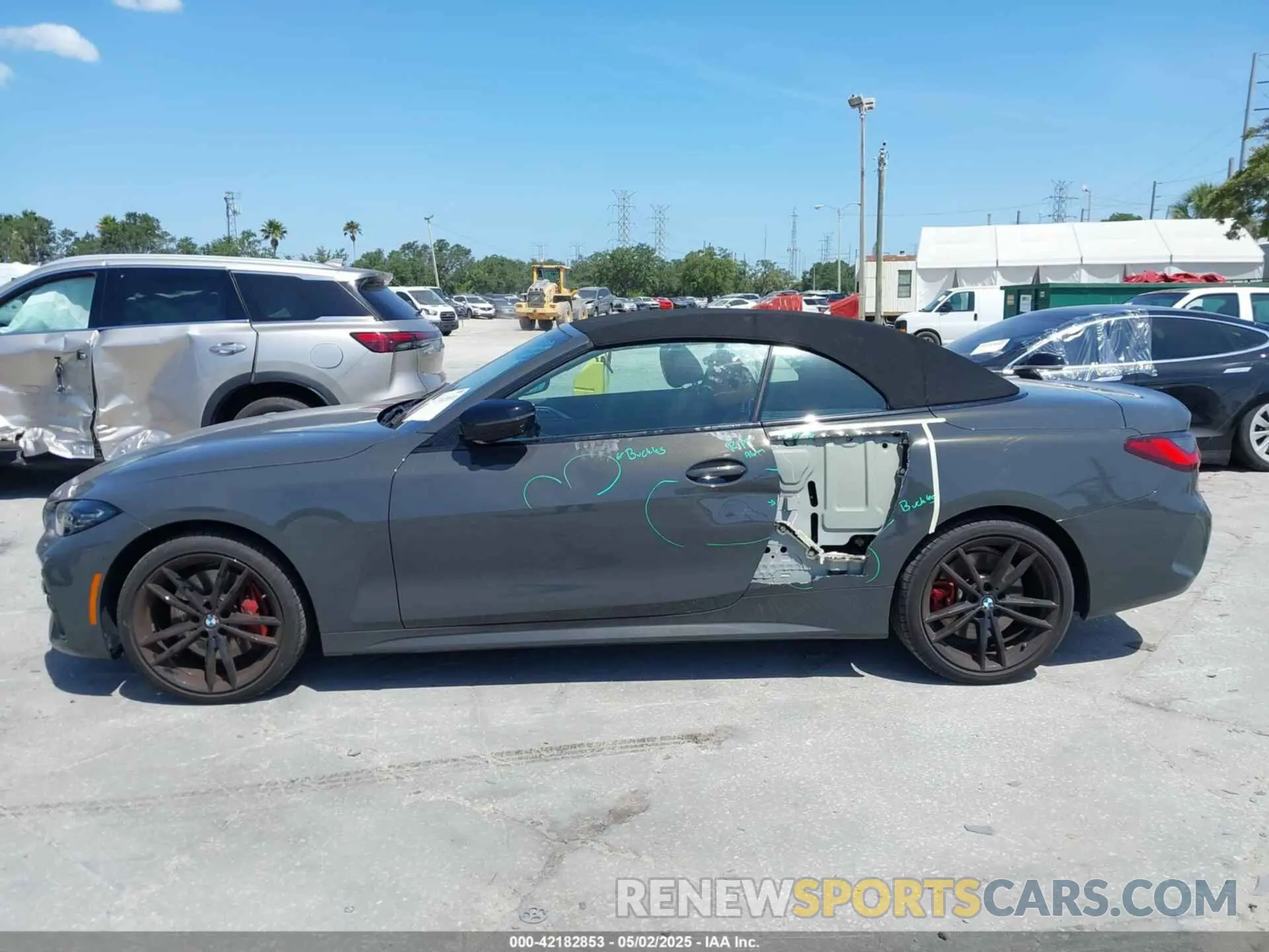 14 Photograph of a damaged car WBA43AT02RCR23583 BMW 4 SERIES 2024