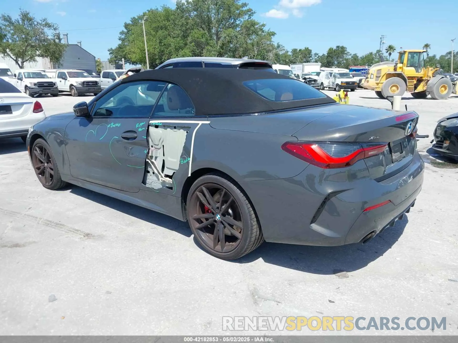 3 Photograph of a damaged car WBA43AT02RCR23583 BMW 4 SERIES 2024