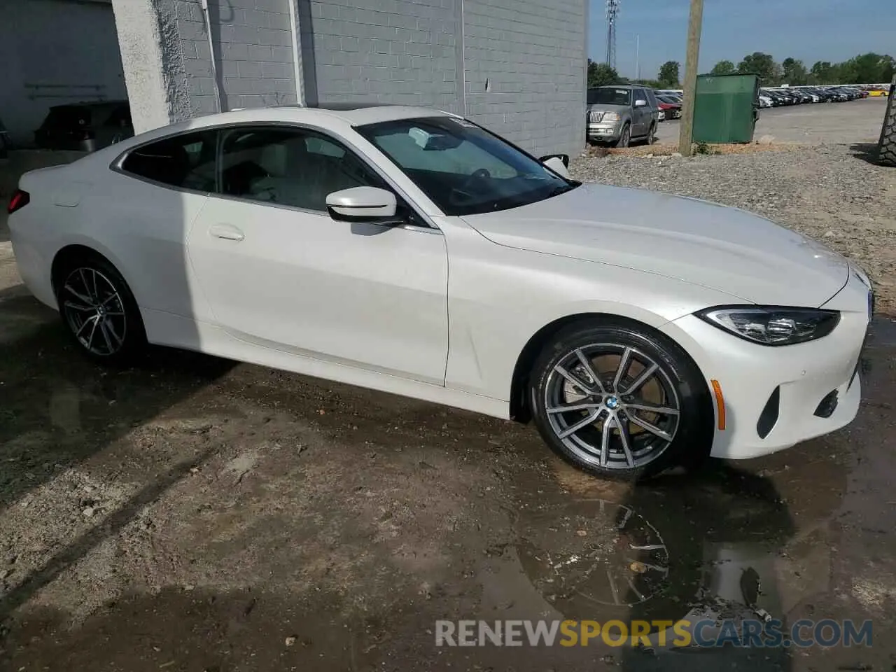 4 Фотография поврежденного автомобиля WBA53AP00RCR73980 BMW 4 SERIES 2024