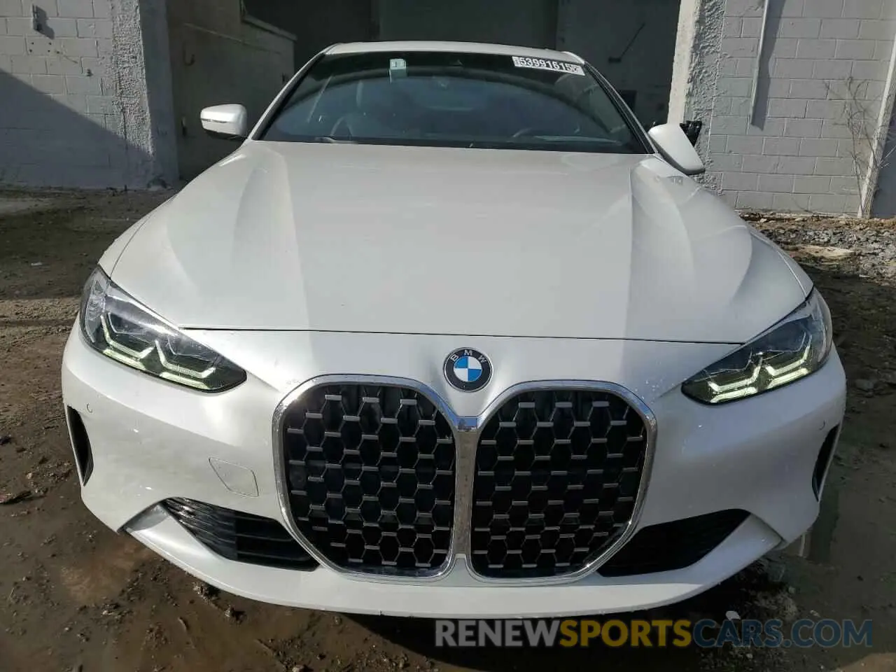 5 Фотография поврежденного автомобиля WBA53AP00RCR73980 BMW 4 SERIES 2024