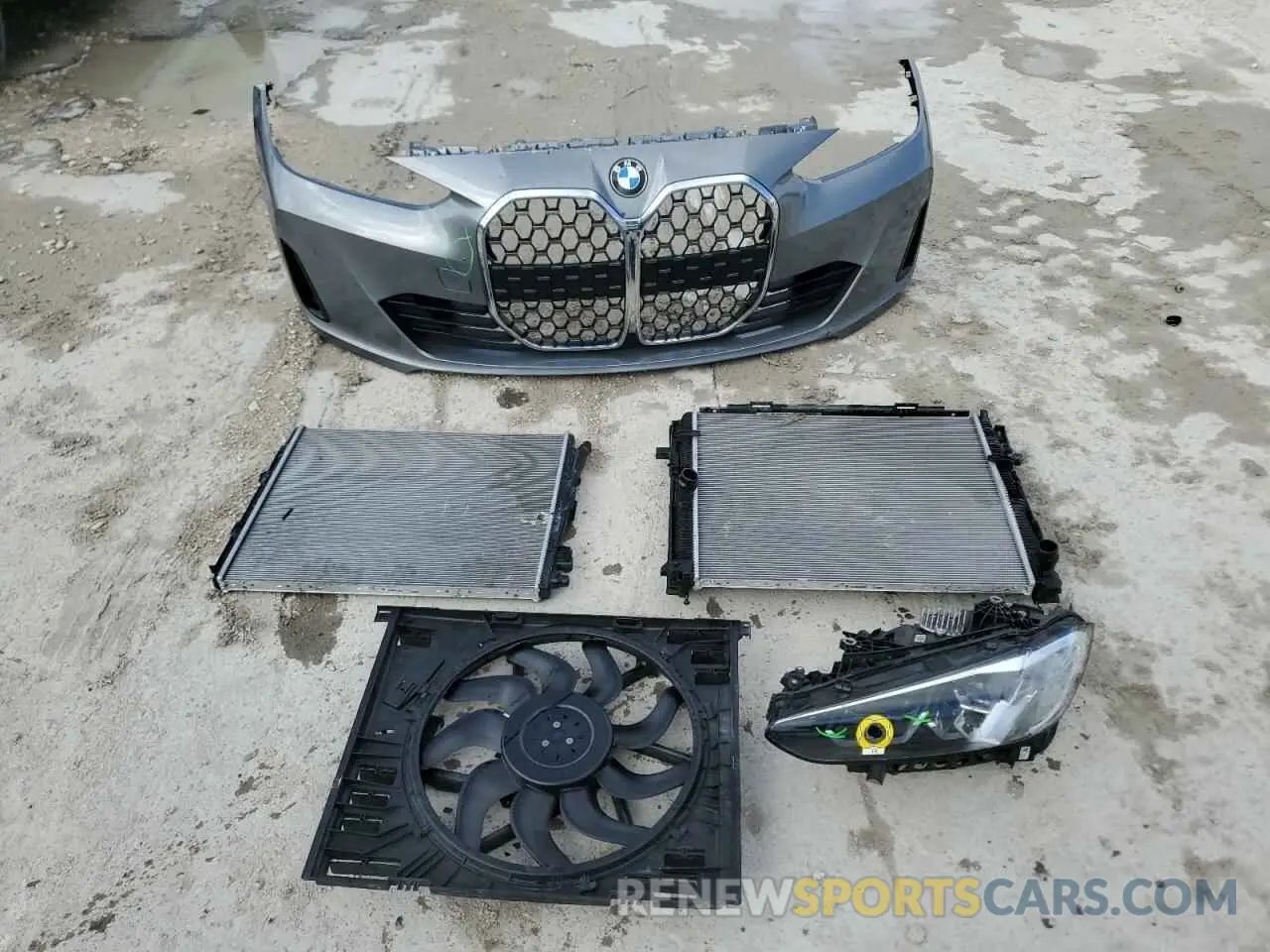 12 Photograph of a damaged car WBA63AV00RFR54092 BMW 4 SERIES 2024