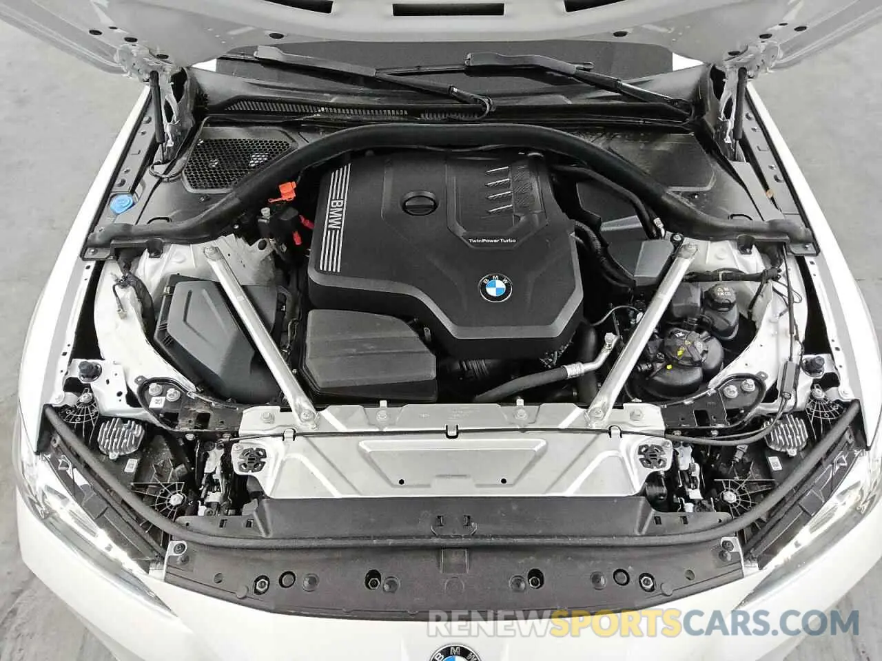 11 Photograph of a damaged car WBA63AV00RFT05585 BMW 4 SERIES 2024