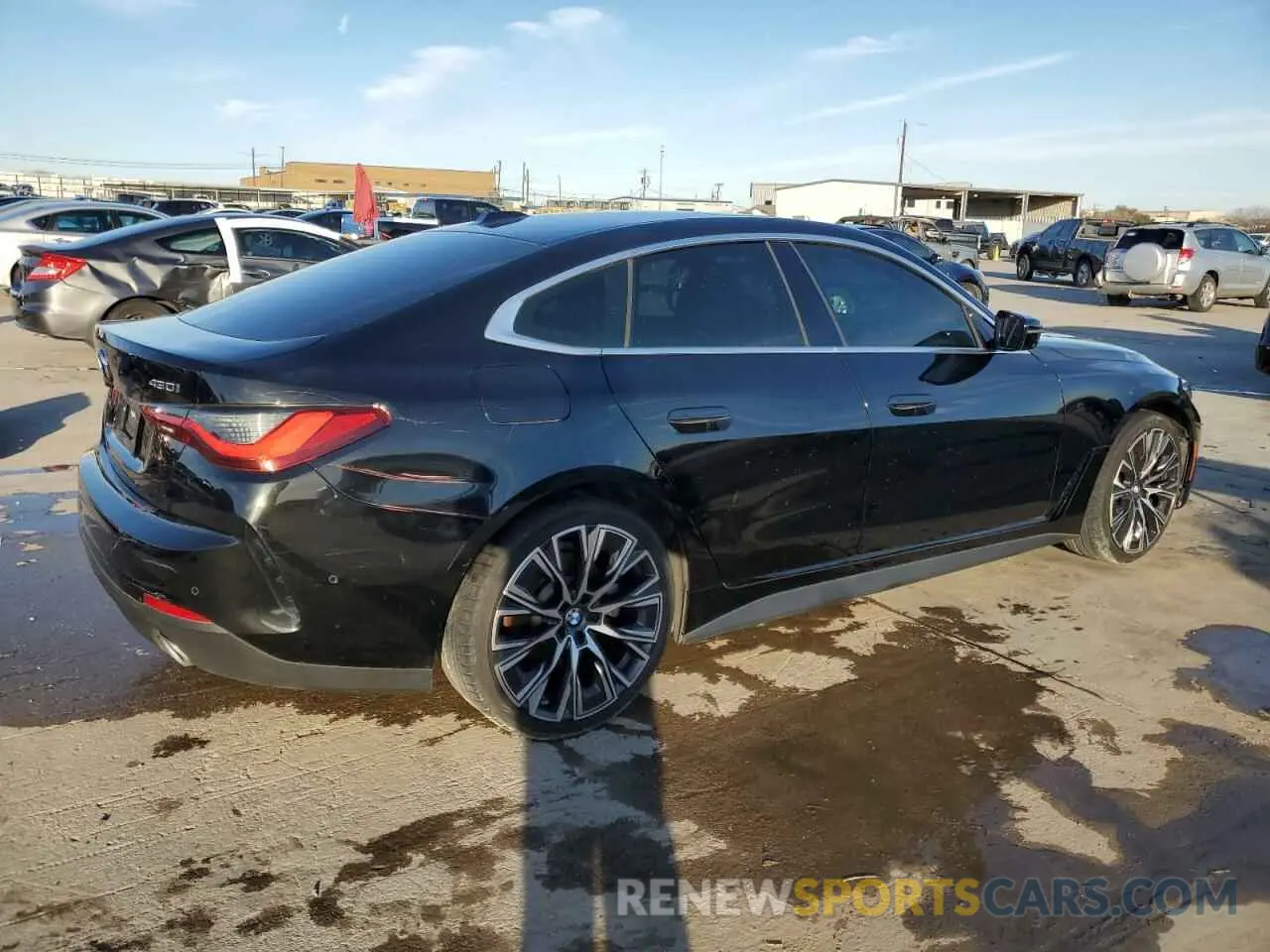 3 Фотография поврежденного автомобиля WBA63AV01RFP84678 BMW 4 SERIES 2024