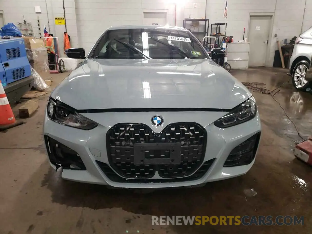 5 Фотография поврежденного автомобиля WBA73AP05RCR62417 BMW 4 SERIES 2024