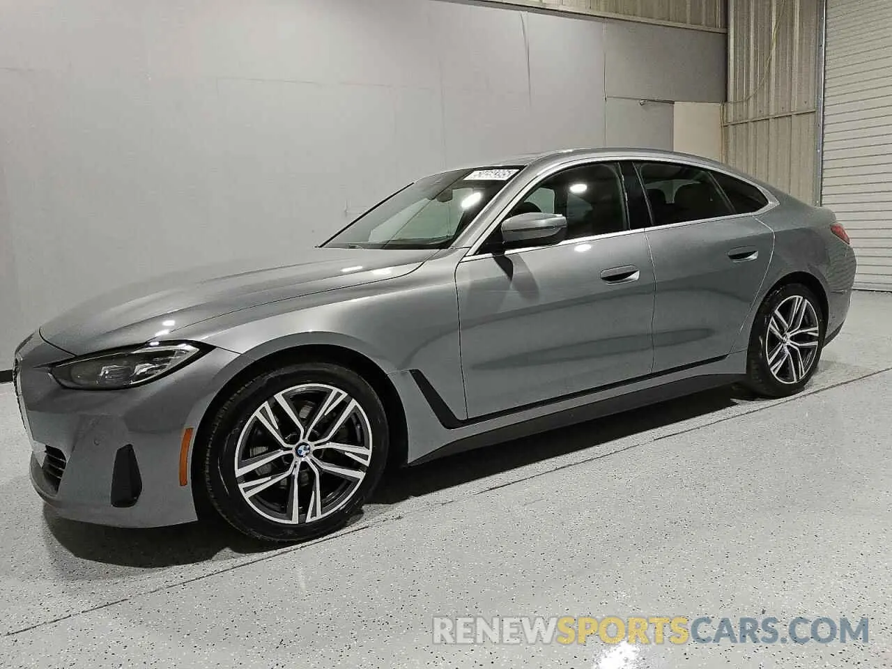1 Фотография поврежденного автомобиля WBA73AV09RFS86054 BMW 4 SERIES 2024