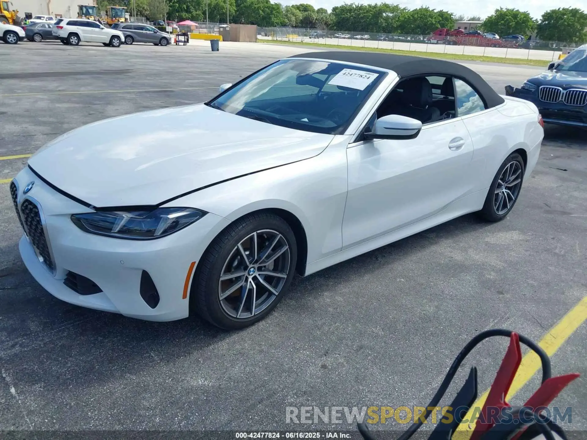 2 Photograph of a damaged car WBA33DB05SCU55191 BMW 4 SERIES 2025