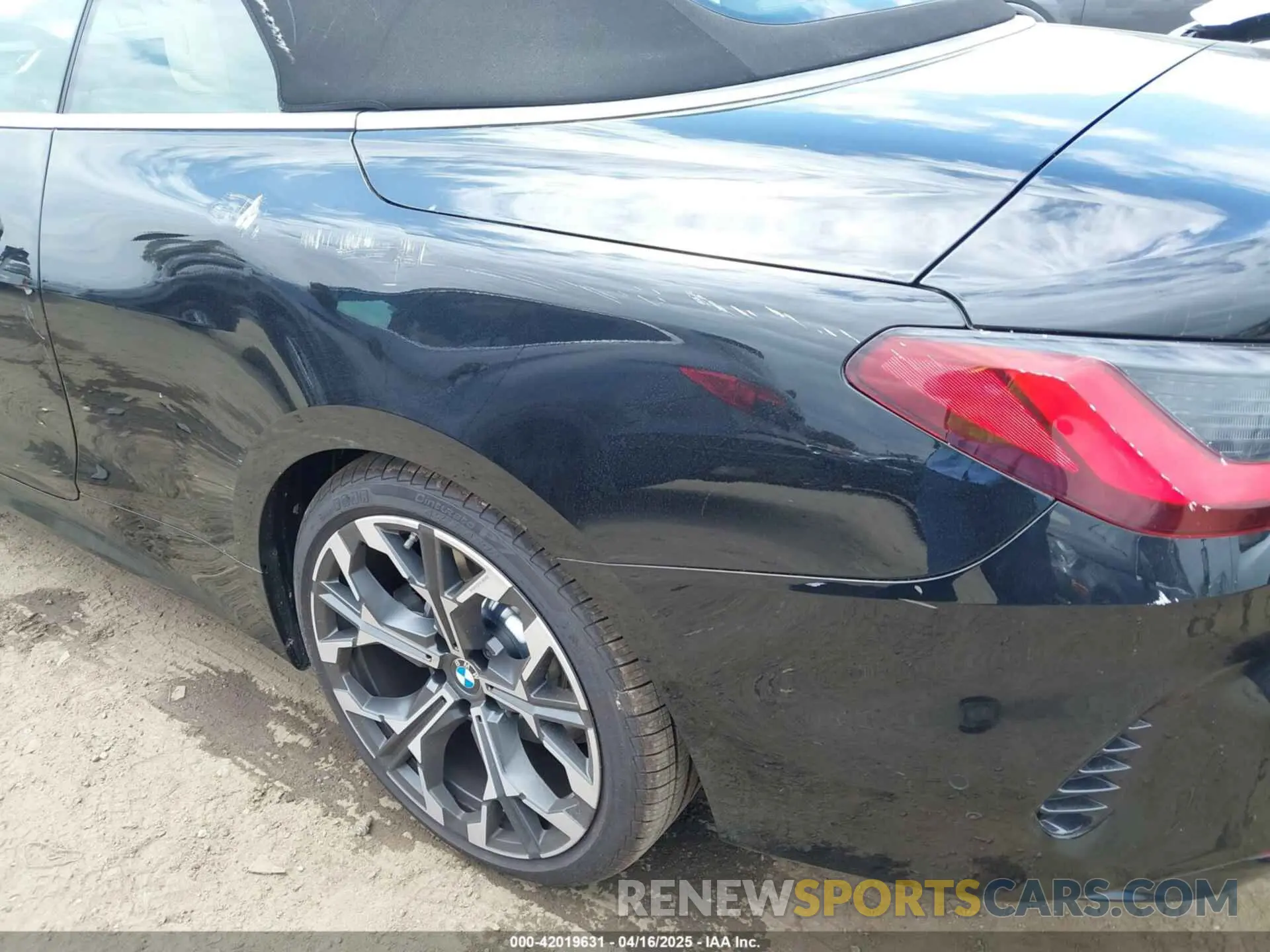22 Photograph of a damaged car WBA33DB08SCU35159 BMW 4 SERIES 2025