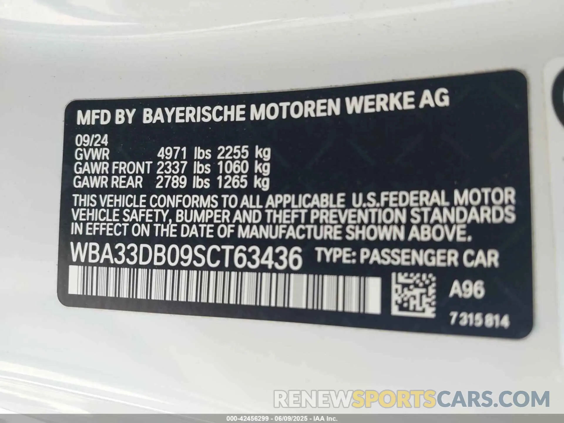9 Photograph of a damaged car WBA33DB09SCT63436 BMW 4 SERIES 2025
