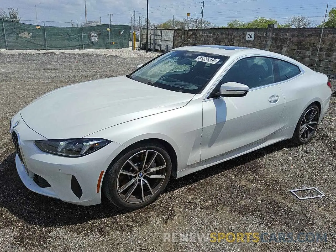 1 Фотография поврежденного автомобиля WBA43DA01SCT01356 BMW 4 SERIES 2025