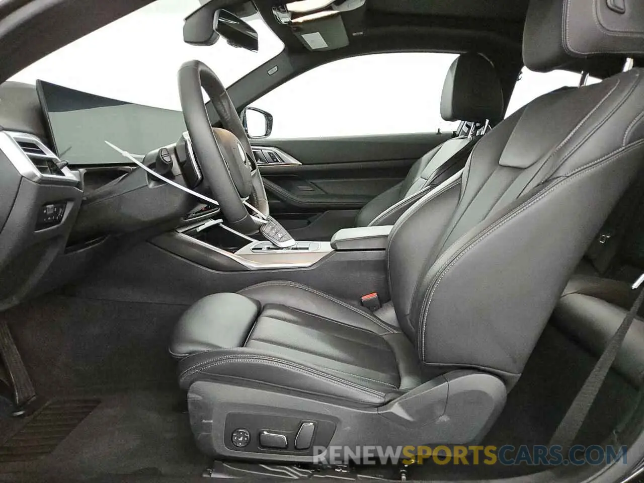 7 Фотография поврежденного автомобиля WBA43DA05SCT00064 BMW 4 SERIES 2025