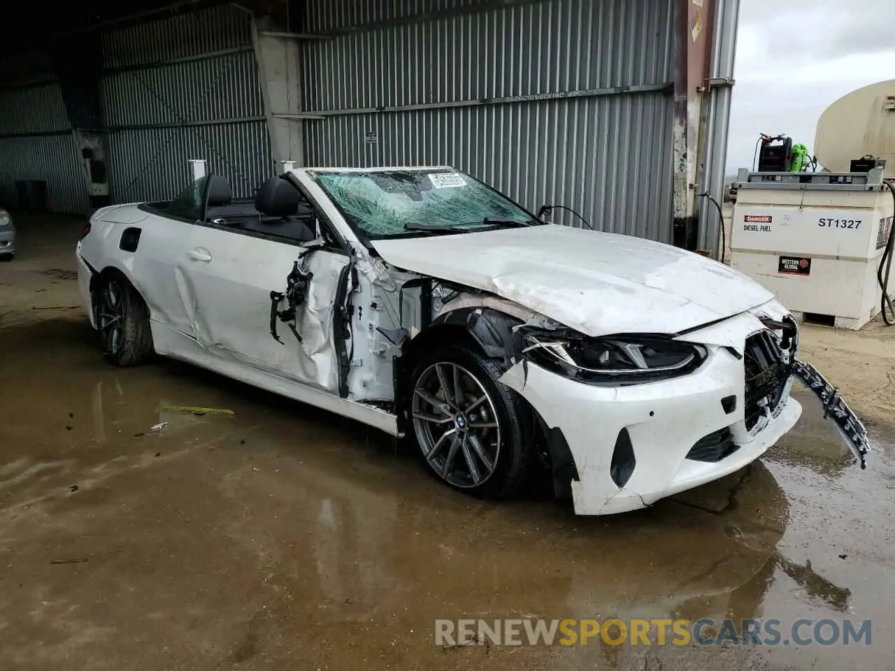 4 Photograph of a damaged car WBA53DB00SCT01190 BMW 4 SERIES 2025