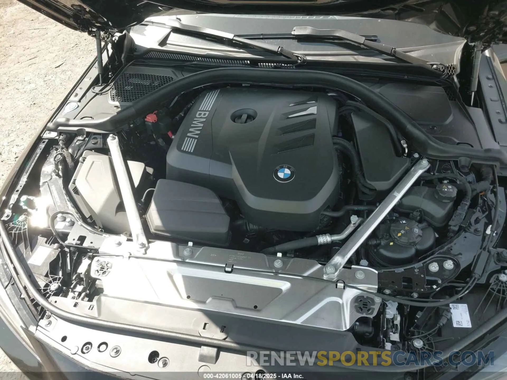 10 Photograph of a damaged car WBA53DB03SCT98773 BMW 4 SERIES 2025