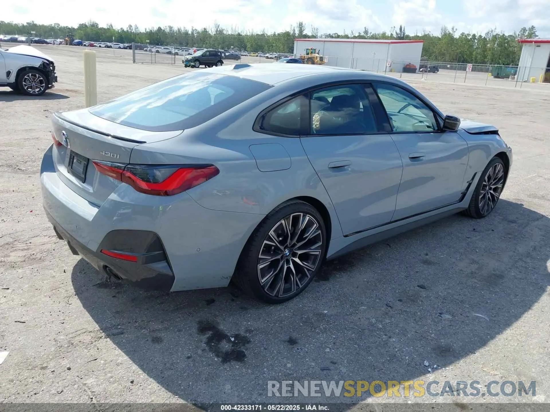 4 Фотография поврежденного автомобиля WBA63AV00RFS05812 BMW 4 SERIES GRAN COUPE 2024