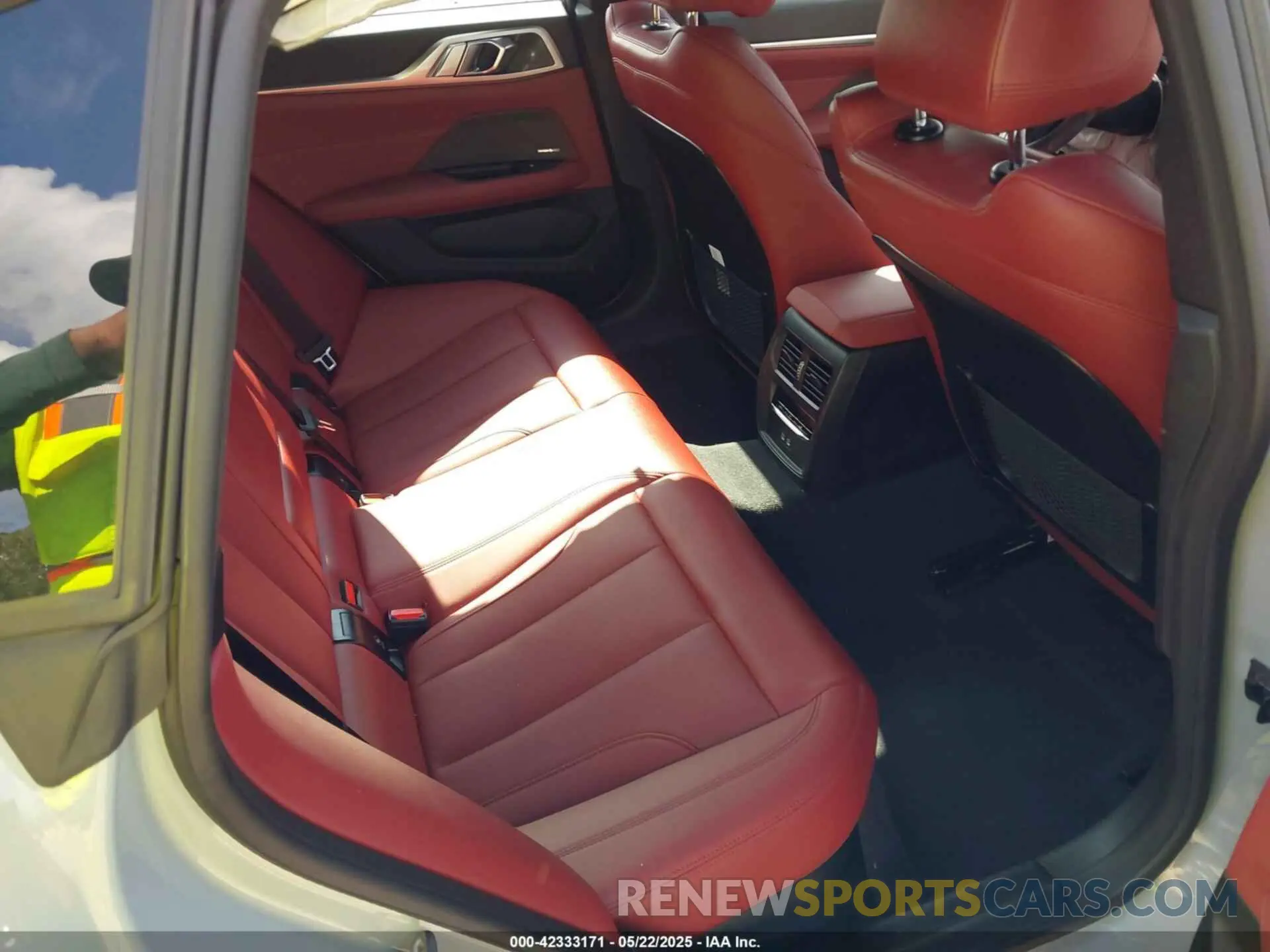 8 Фотография поврежденного автомобиля WBA63AV00RFS05812 BMW 4 SERIES GRAN COUPE 2024