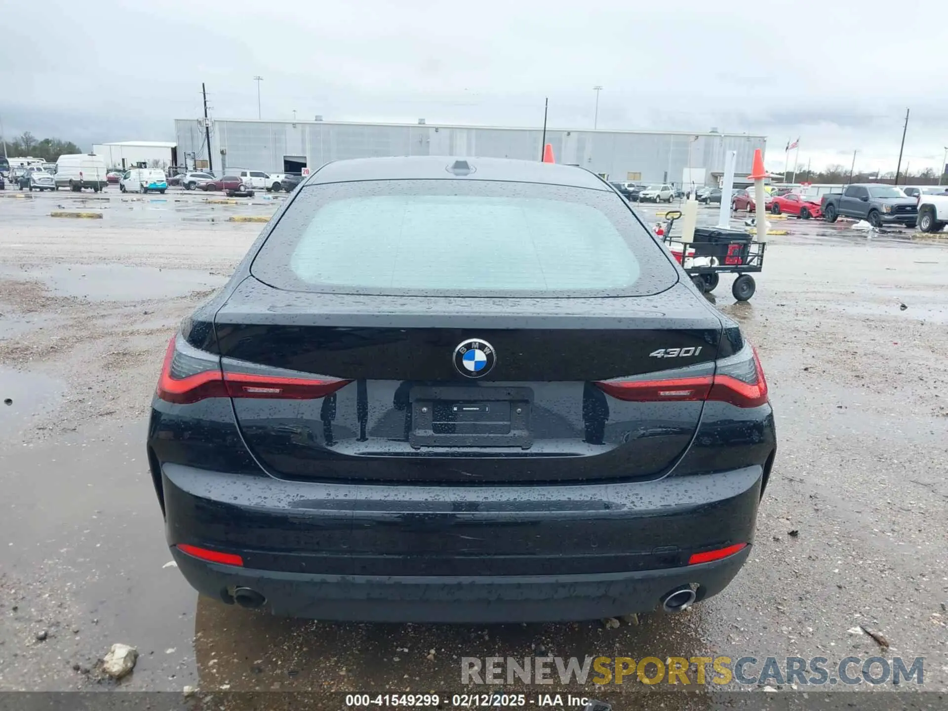 17 Photograph of a damaged car WBA63AV06RFR66134 BMW 4 SERIES GRAN COUPE 2024