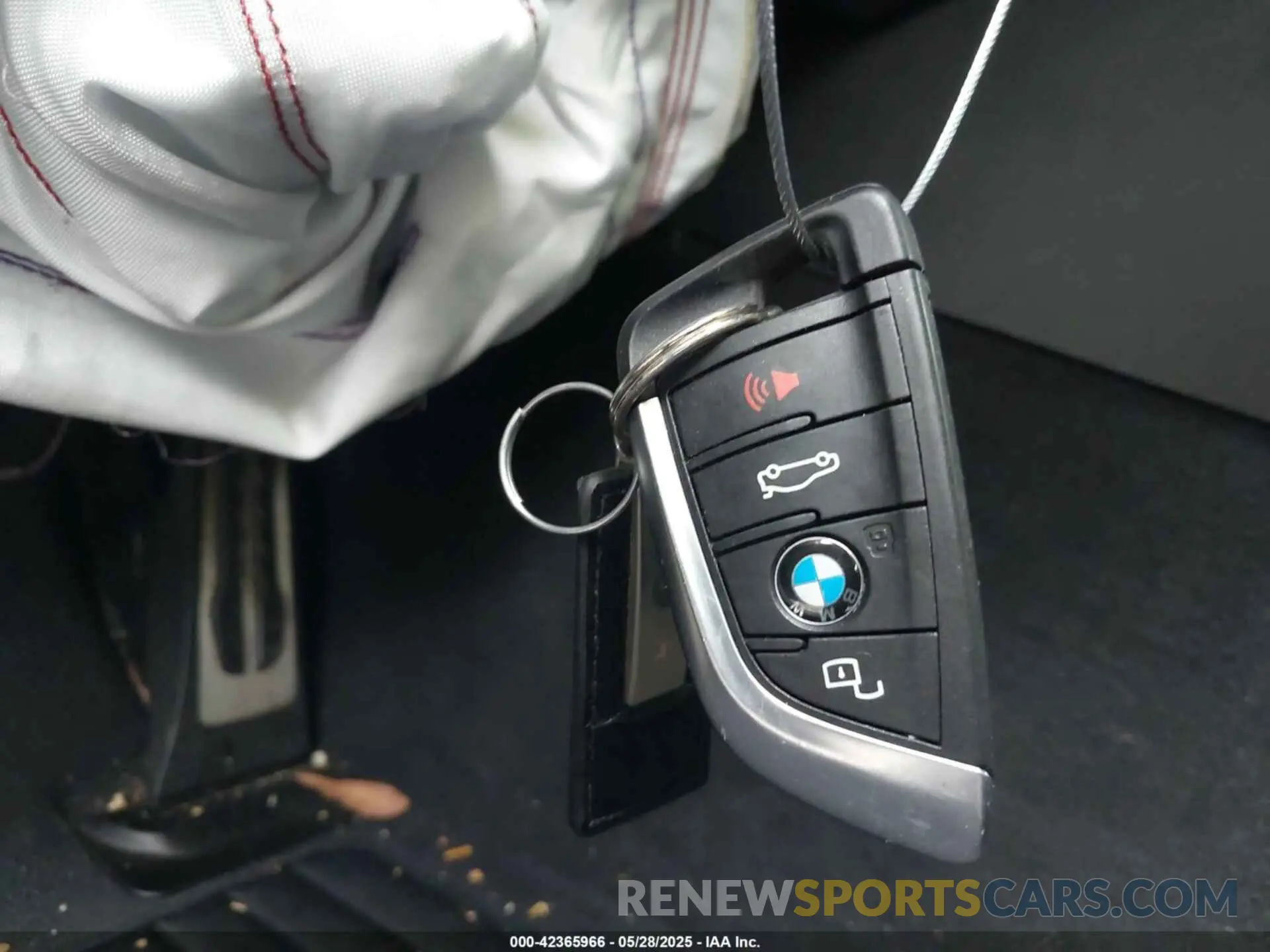 11 Photograph of a damaged car WBA73AV07RFR14399 BMW 4 SERIES GRAN COUPE 2024