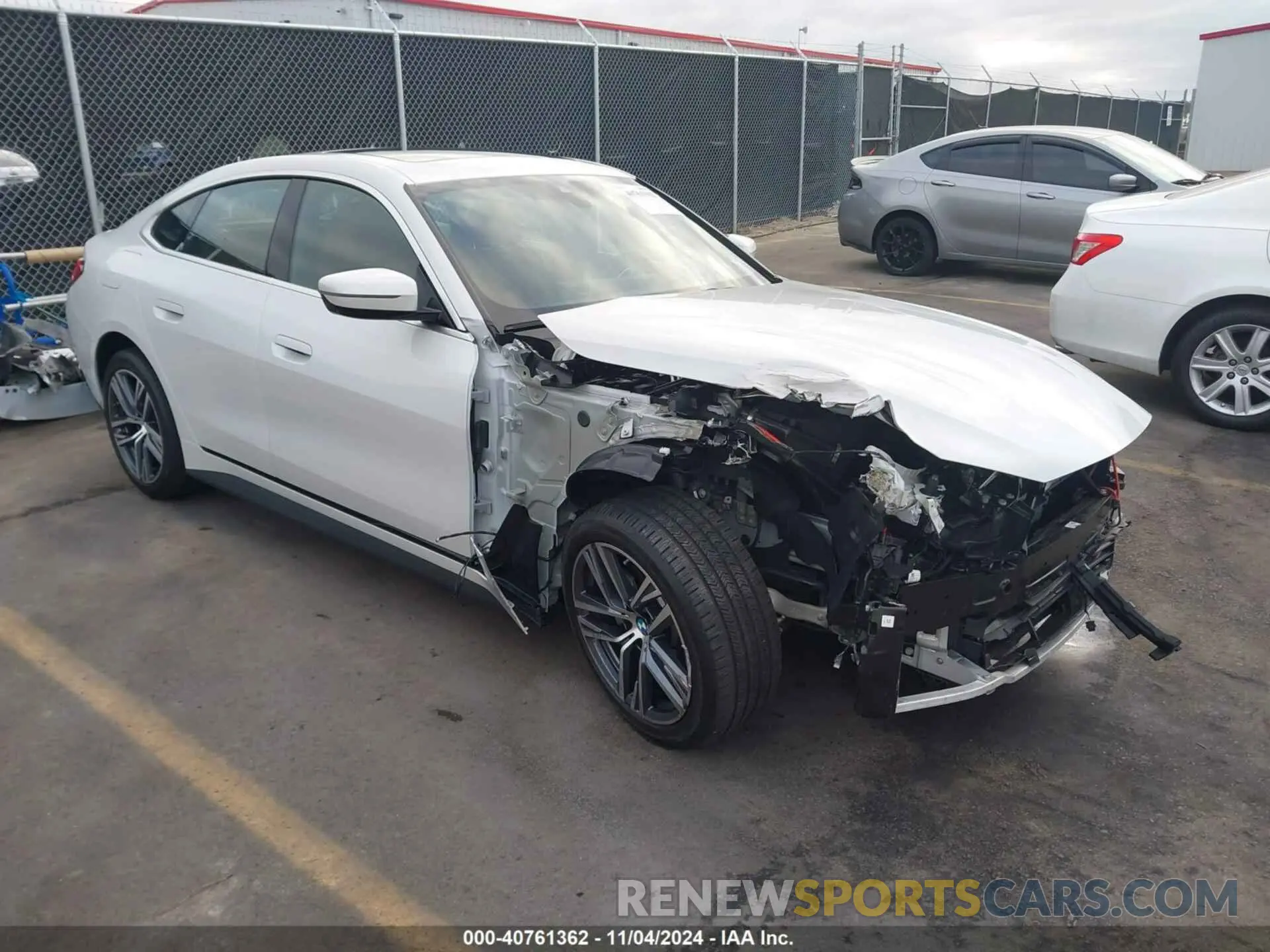 1 Фотография поврежденного автомобиля WBA73AV07RFR74392 BMW 4 SERIES GRAN COUPE 2024