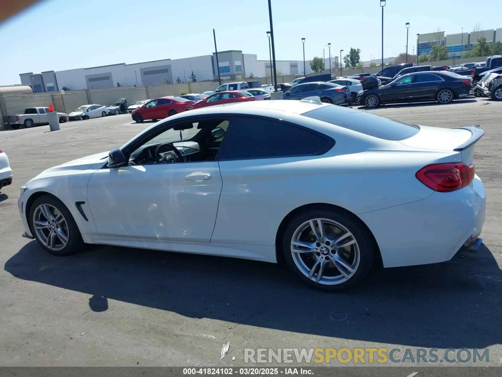 14 Photograph of a damaged car WBA4W3C55KAF91660 BMW 430I 2019
