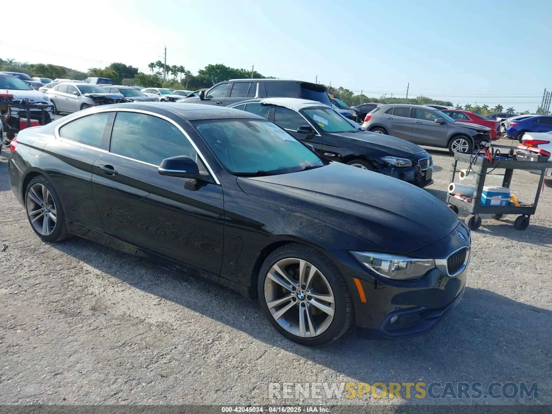 1 Photograph of a damaged car WBA4W3C59KAF92150 BMW 430I 2019