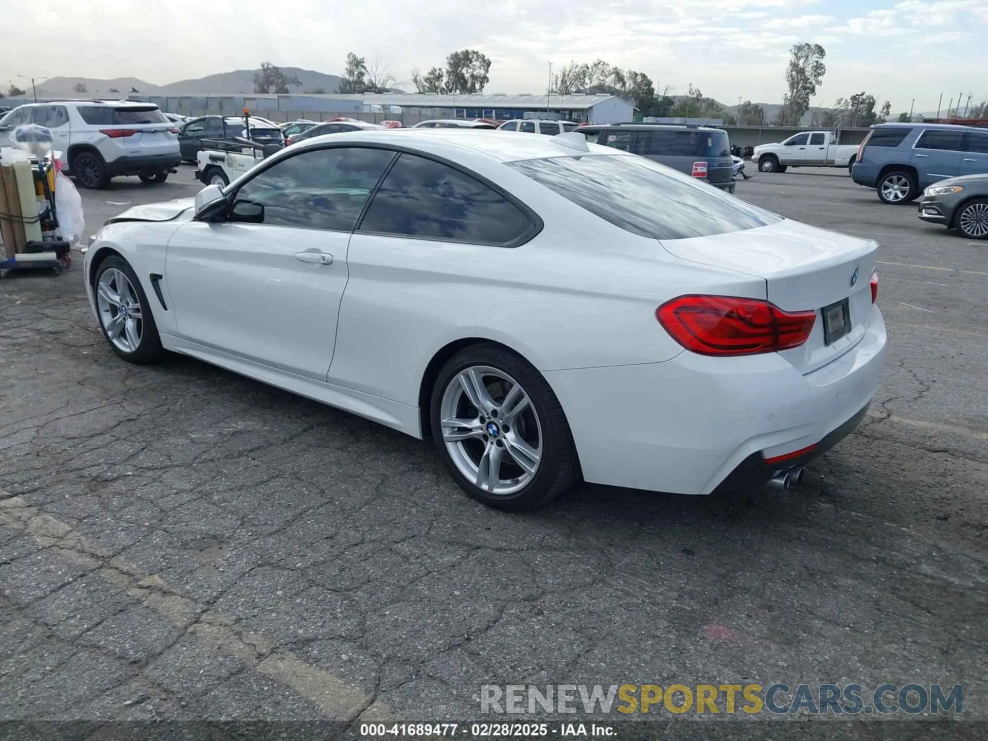 3 Фотография поврежденного автомобиля WBA4W3C5XKAF93081 BMW 430I 2019