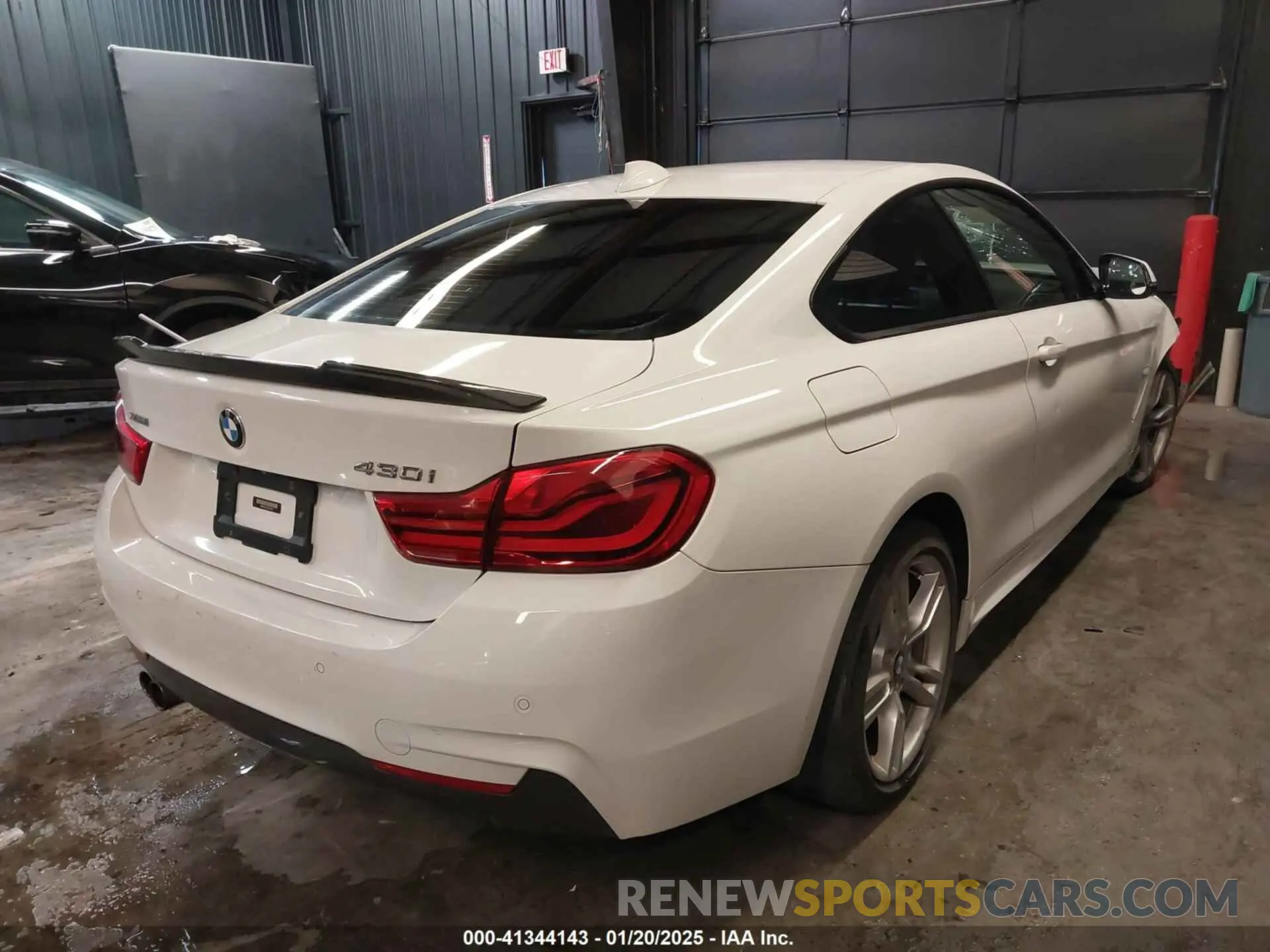 4 Фотография поврежденного автомобиля WBA4W5C50KAE49423 BMW 430I 2019