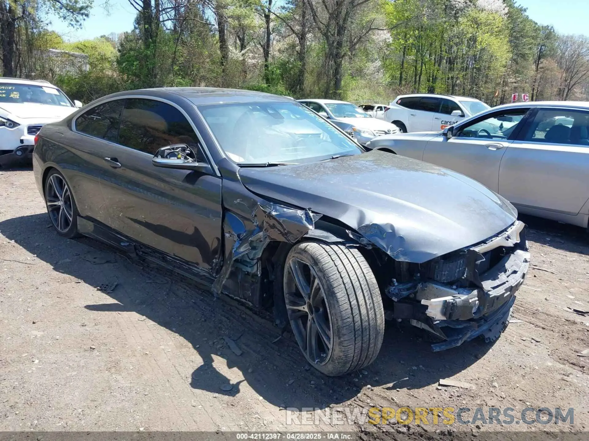 6 Photograph of a damaged car WBA4W5C05LFH46602 BMW 430I 2020
