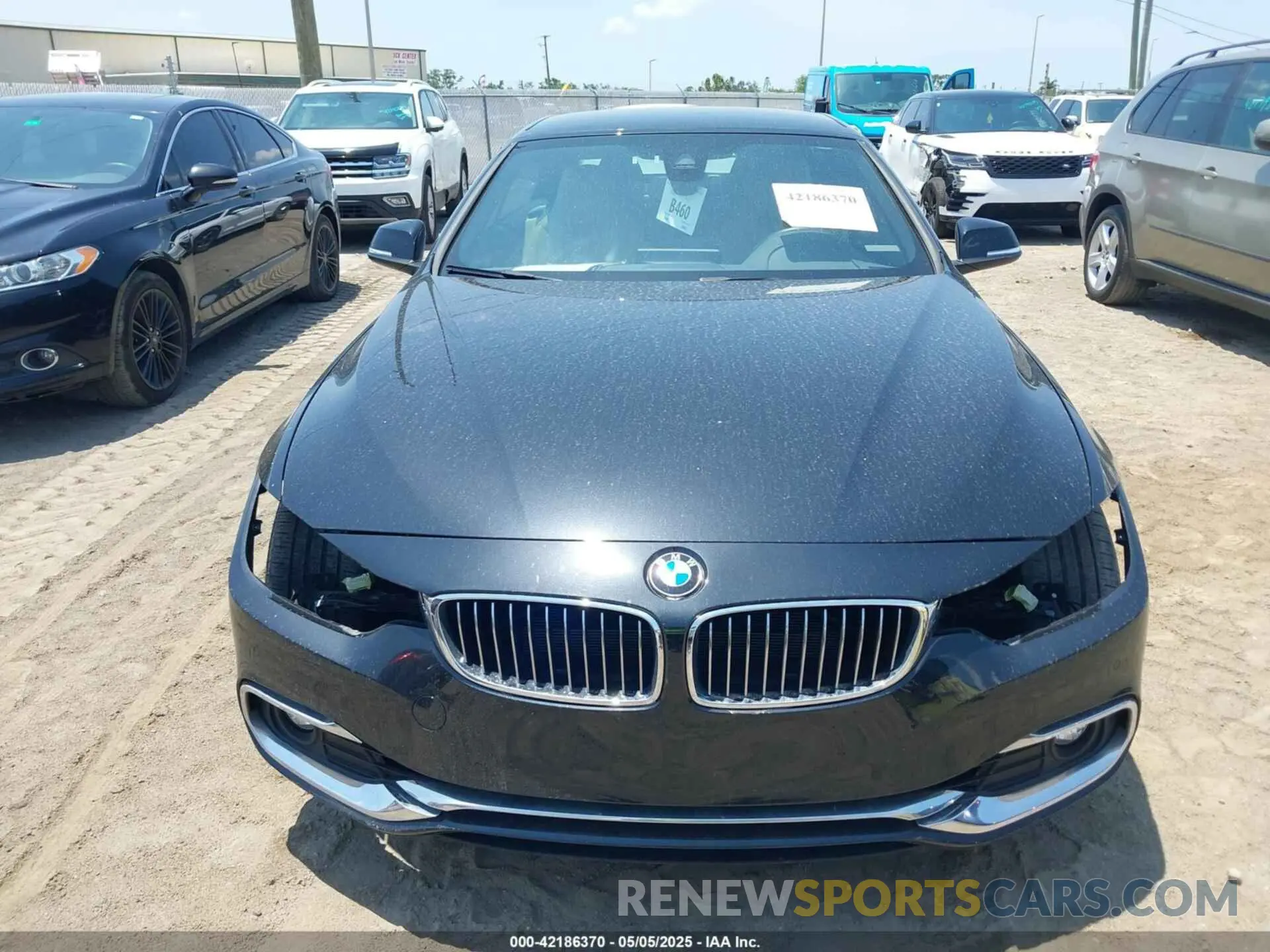 12 Photograph of a damaged car WBA4Z1C08L5R99156 BMW 430I 2020