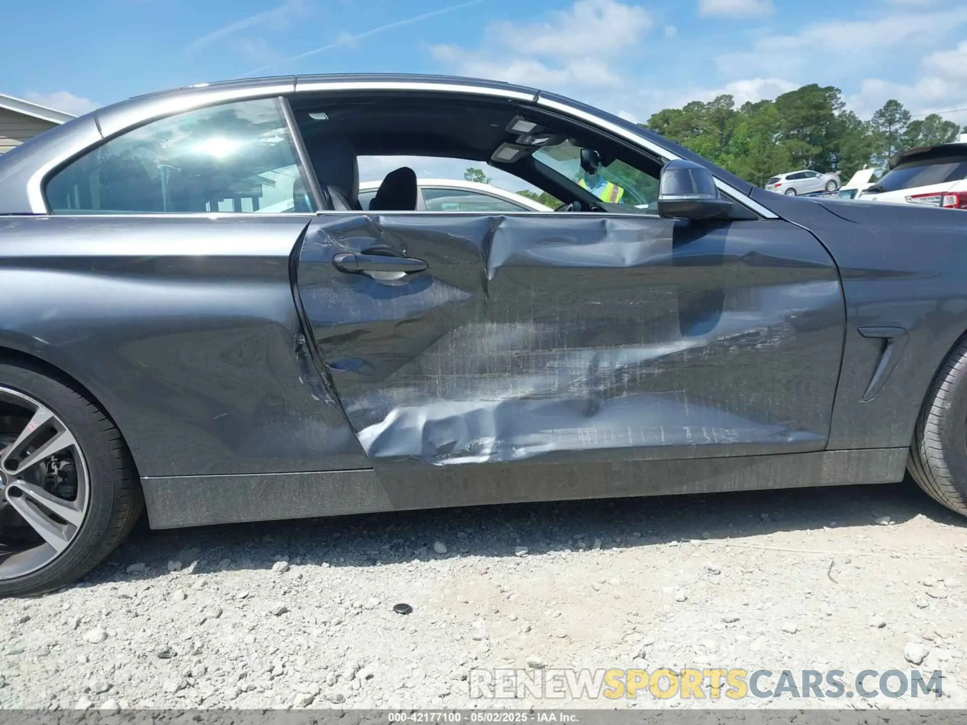 12 Photograph of a damaged car WBA4Z1C09L5N71337 BMW 430I 2020