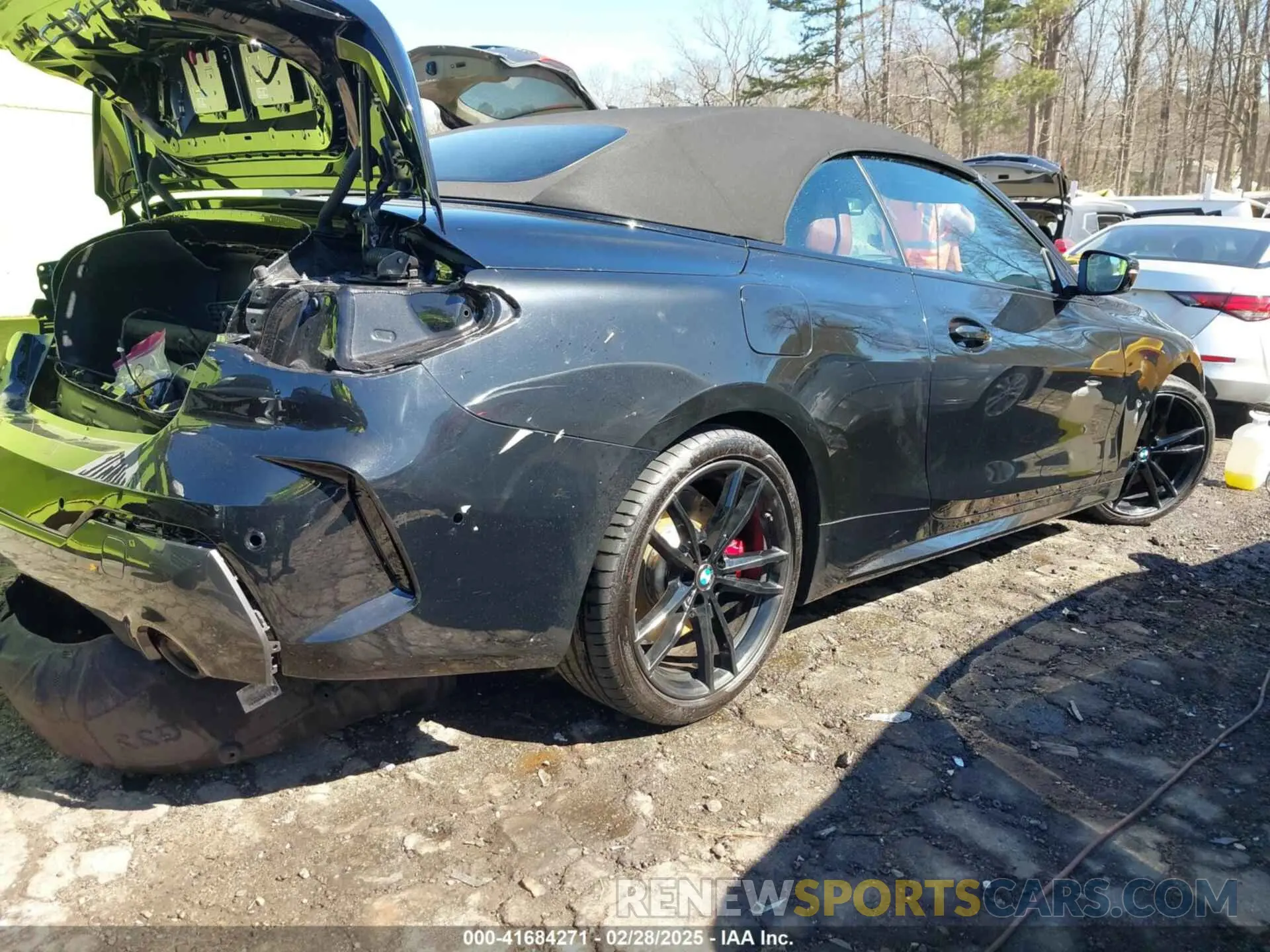 4 Photograph of a damaged car WBA23AT04MCG68356 BMW 430I 2021