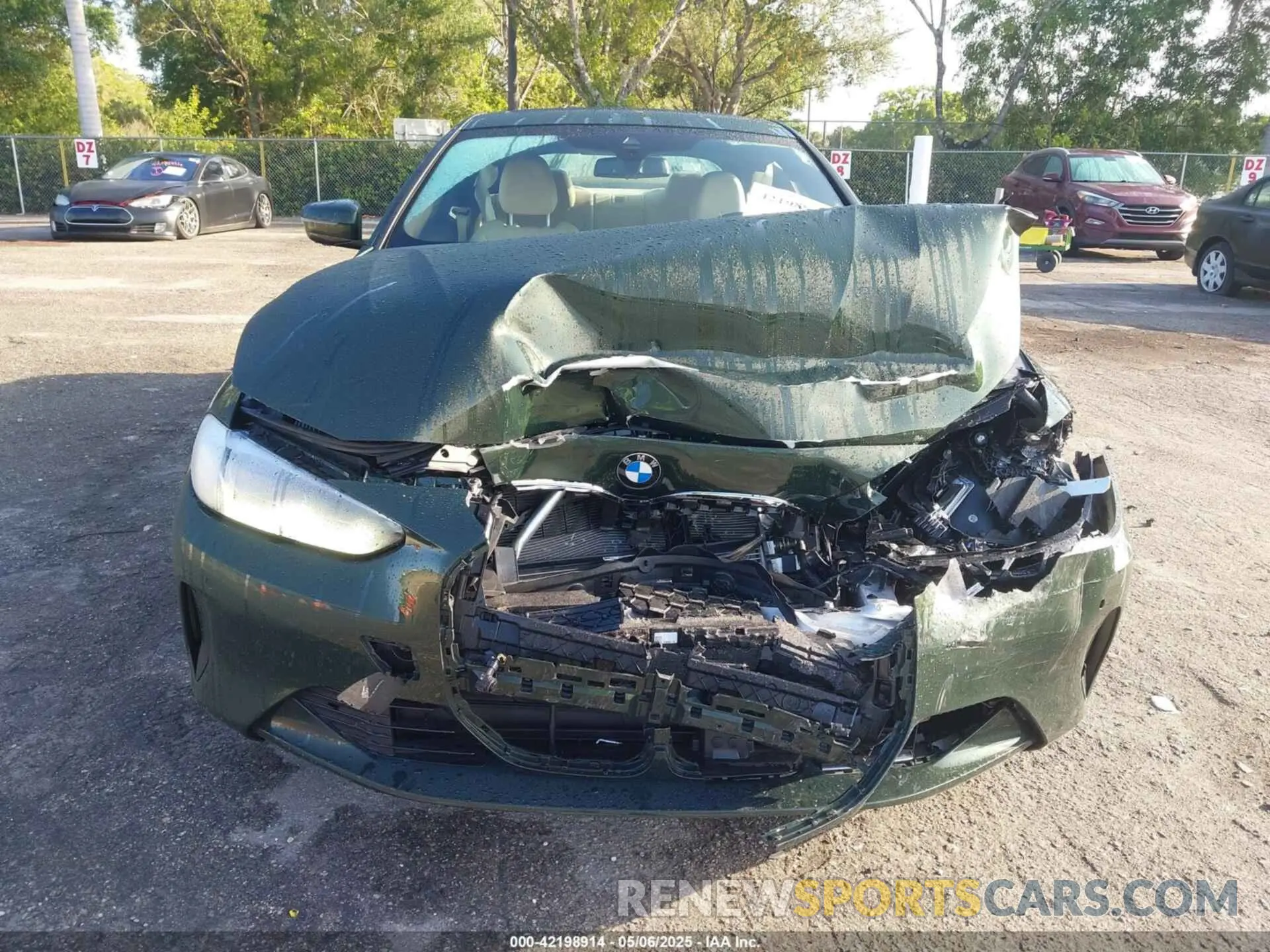 12 Photograph of a damaged car WBA53AP07MCG68388 BMW 430I 2021