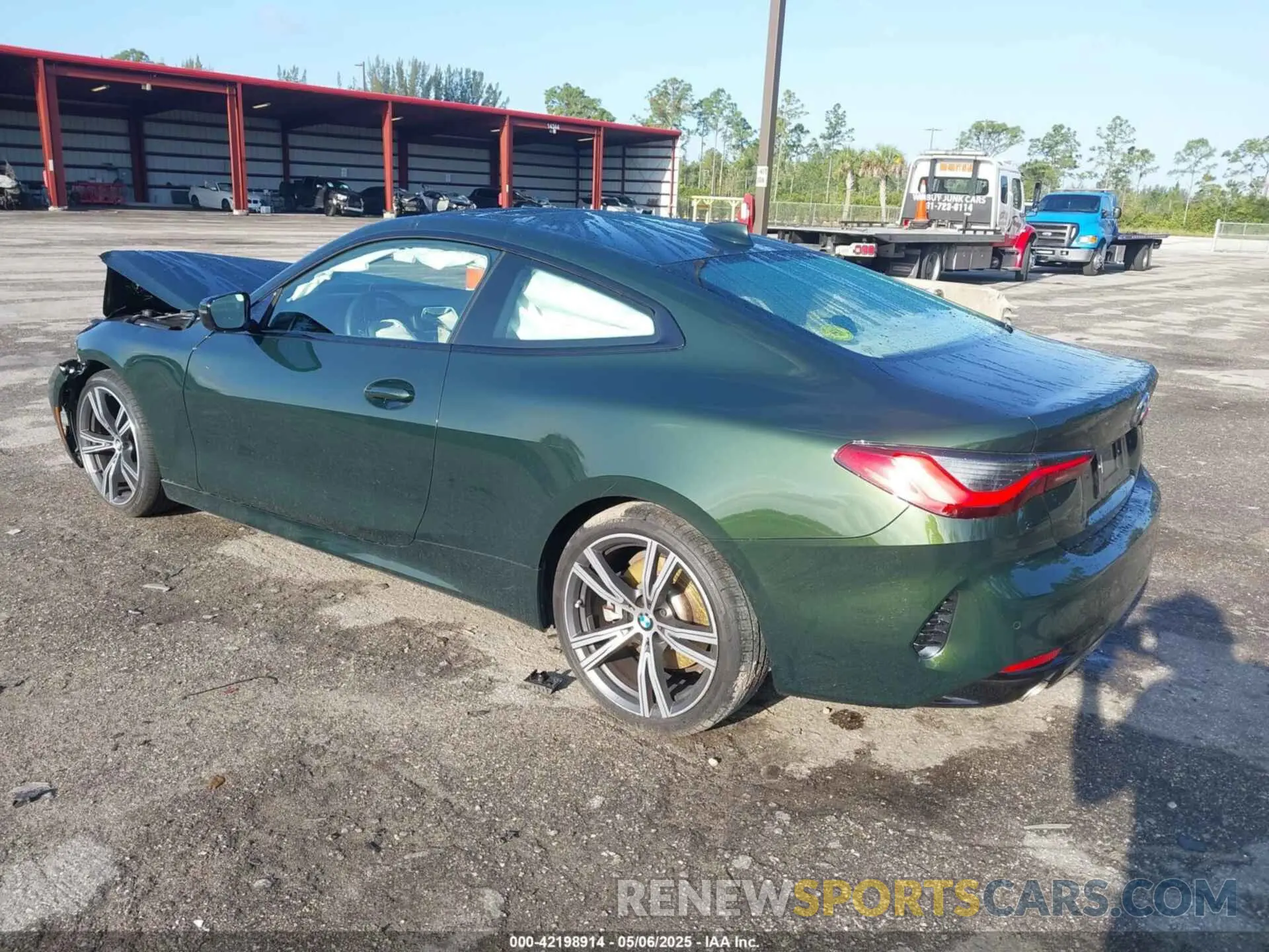 3 Photograph of a damaged car WBA53AP07MCG68388 BMW 430I 2021