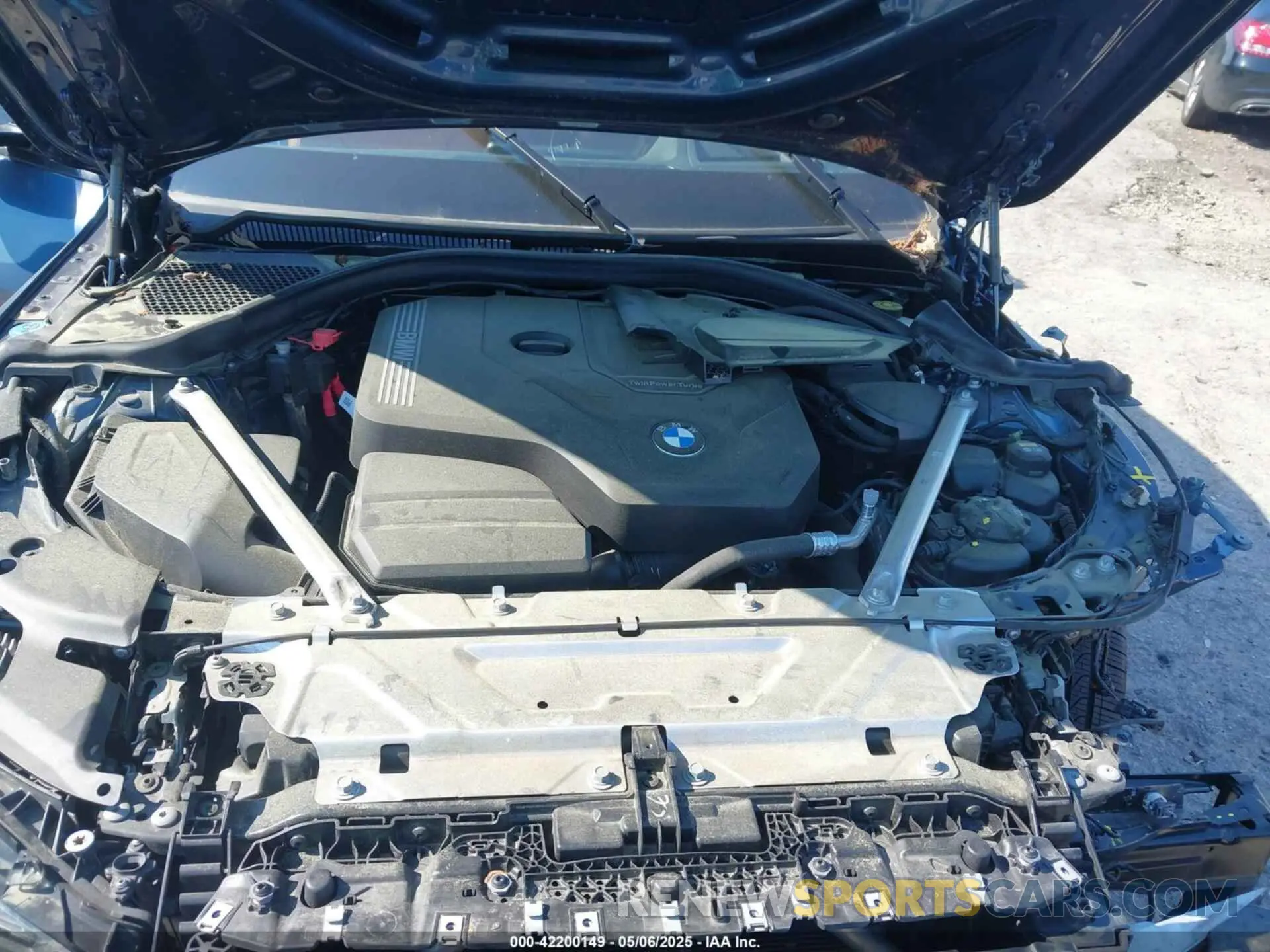 10 Photograph of a damaged car WBA73AP00NCH75602 BMW 430I 2022