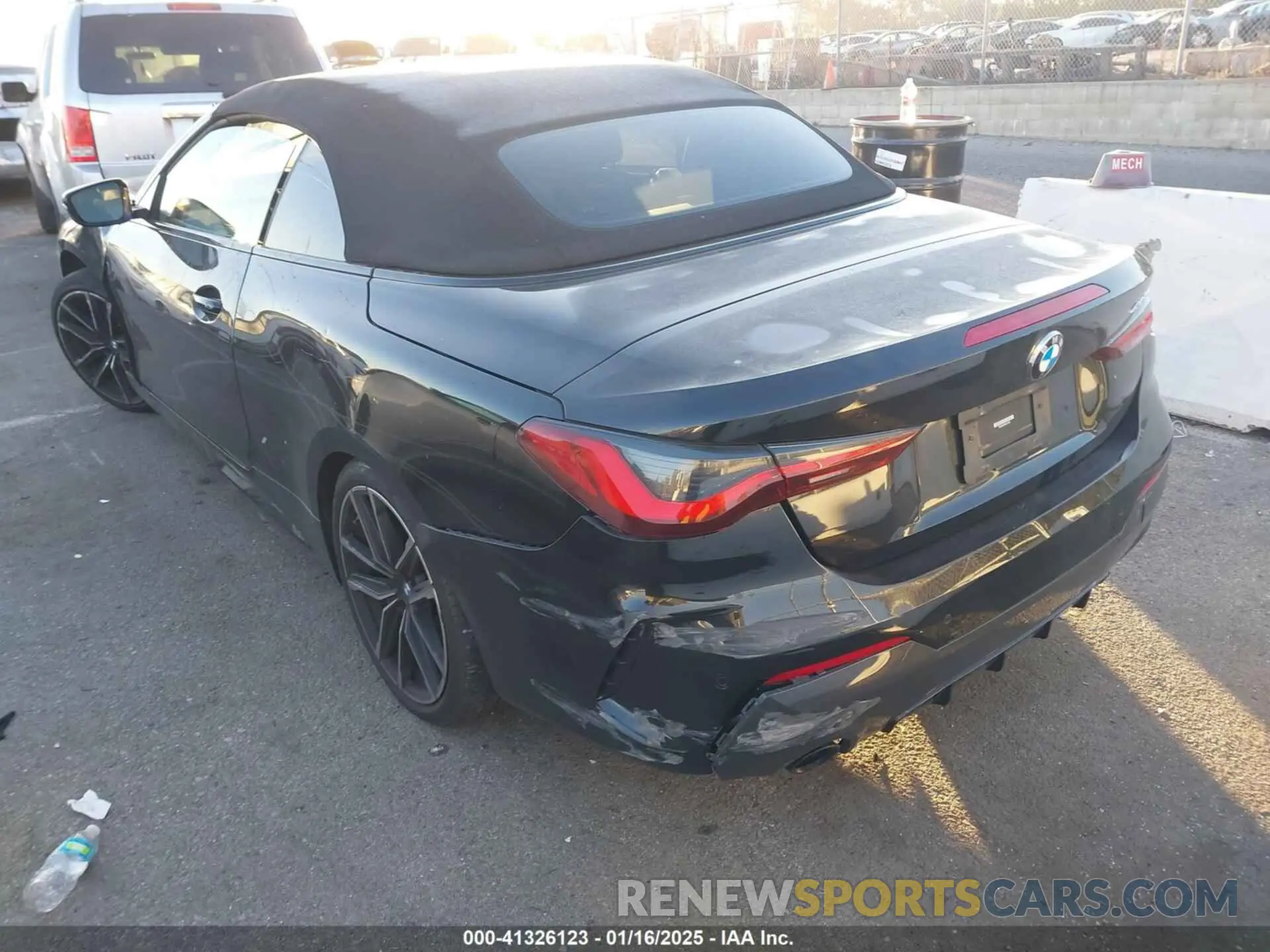 3 Фотография поврежденного автомобиля WBA23AT02PCL61138 BMW 430I 2023